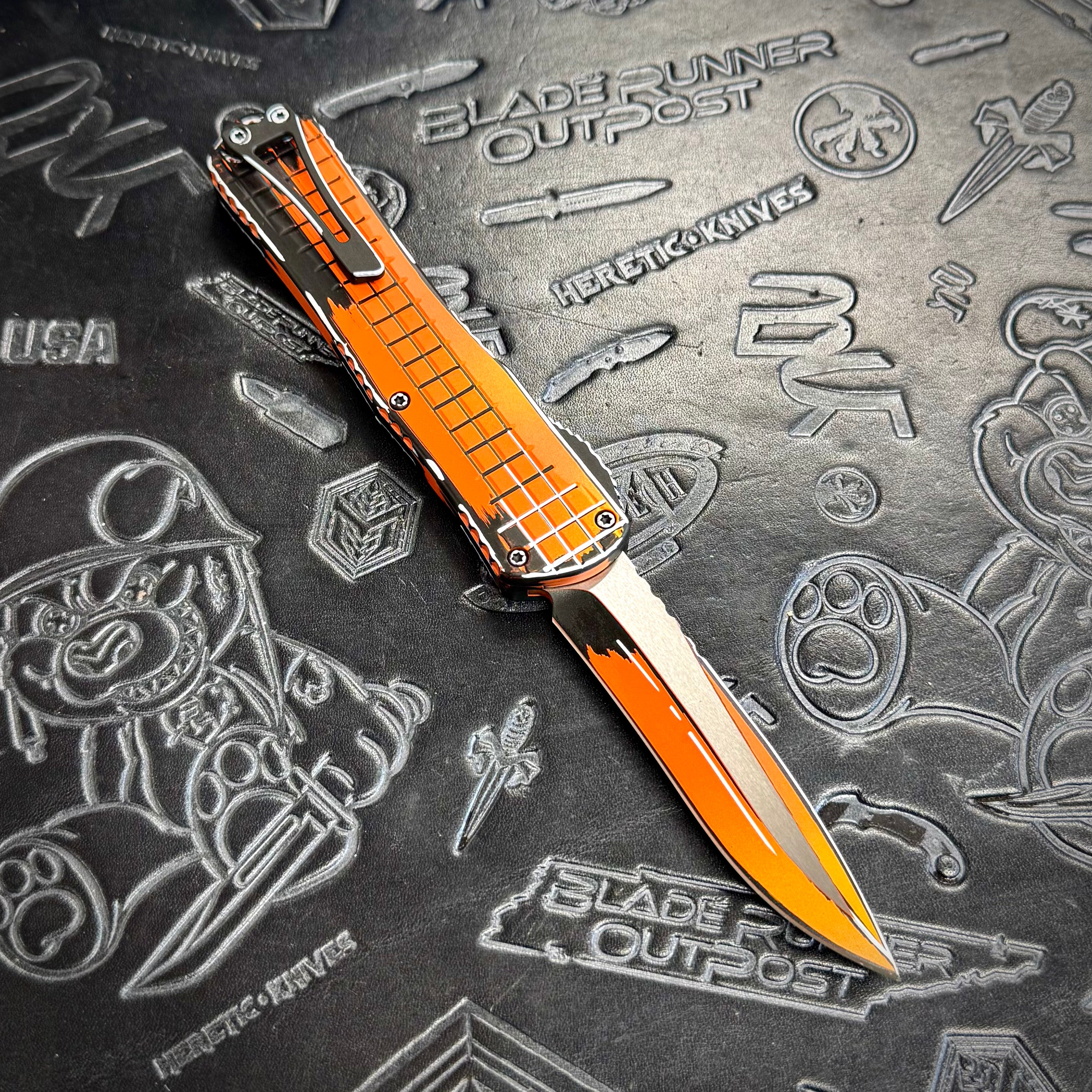 Heretic Manticore X - Recurve Orange Cel-Shade - H033F-CS-OG