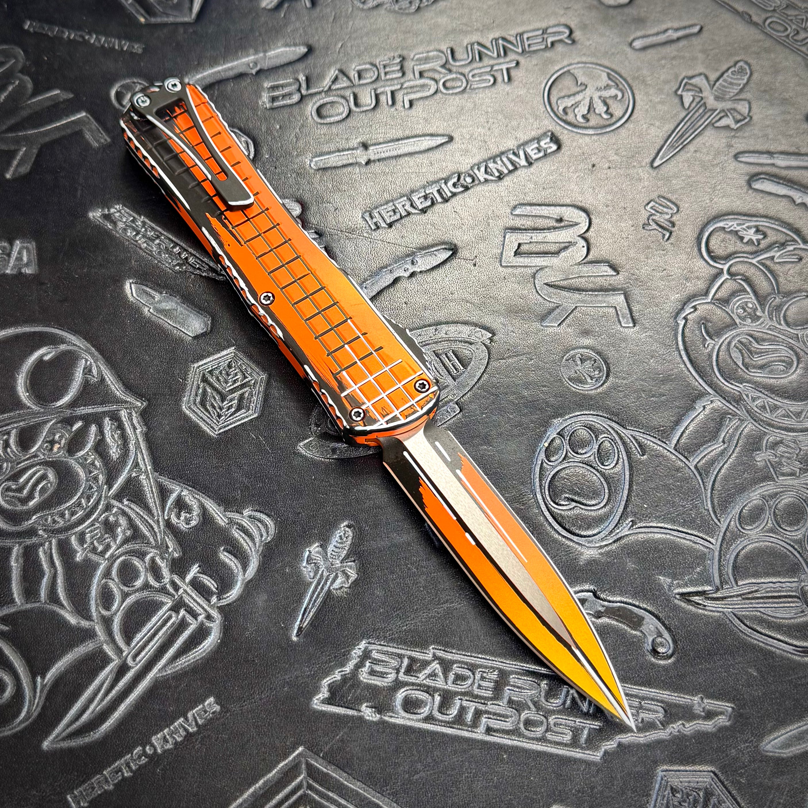 Heretic Manticore X - Double Edge Orange Cel Shade - H032F-CS-OG