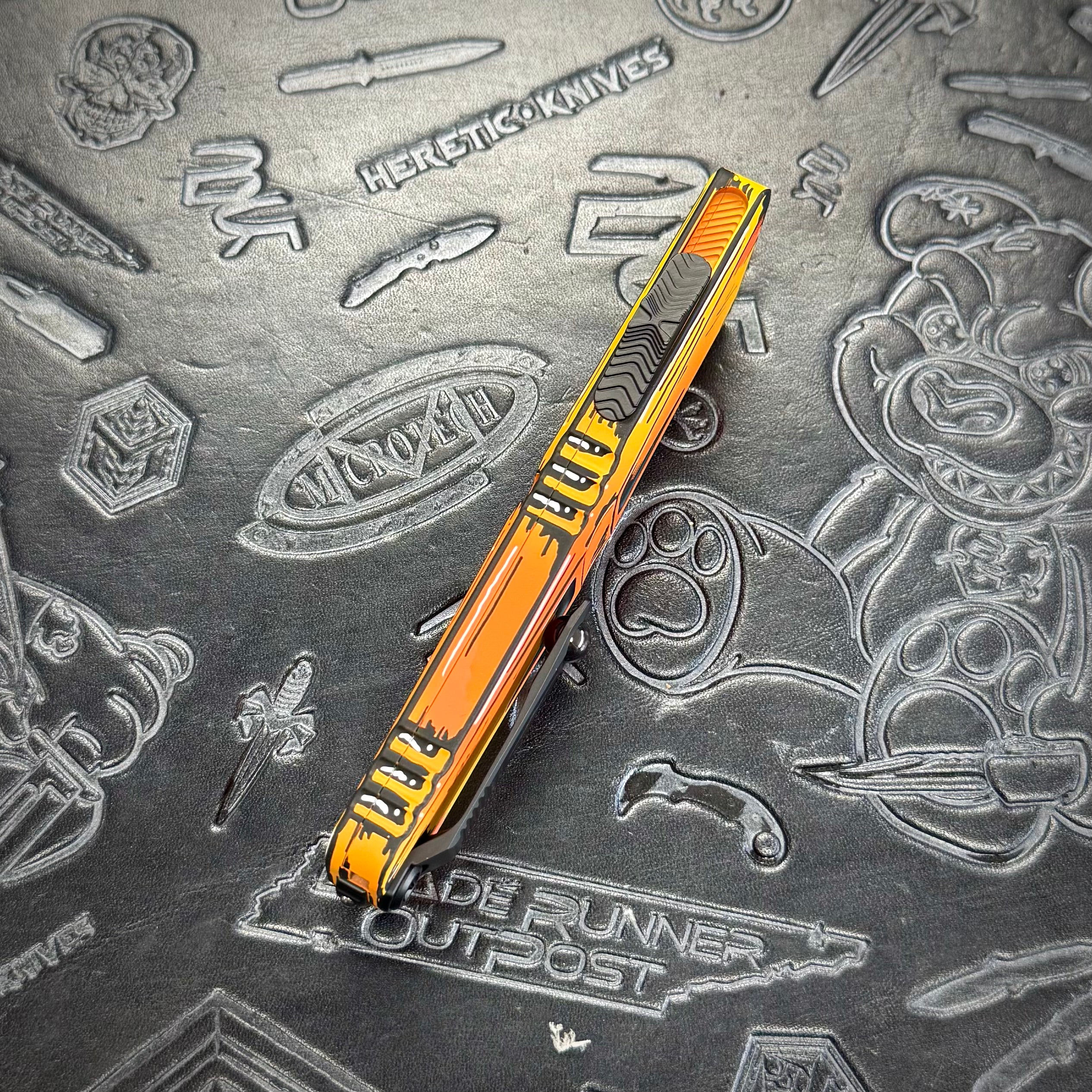Microtech Combat Troodon - Orange Comic Strip - Double Edge