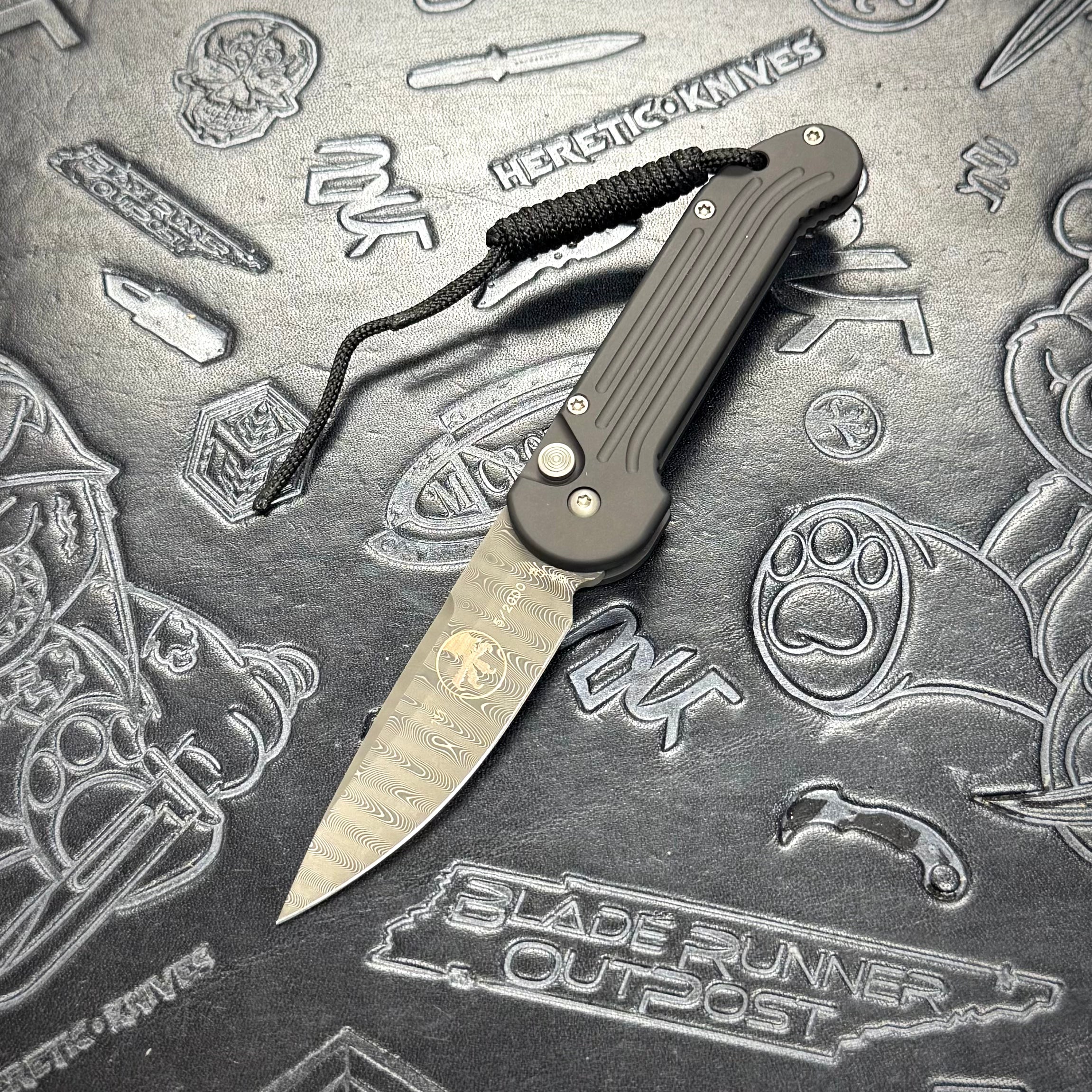 Microtech Vintage UDT - Devin Thomas Ladder Pattern Damascus S/N: 111 - 05/2000 build