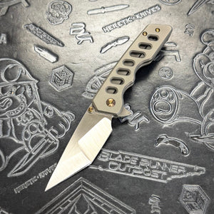 Attn2Detail Mercantile Mk.3 Medium Custom Shop - Hissatsu Compound Grind - Stonewash Speedholes - Satin Magnacut