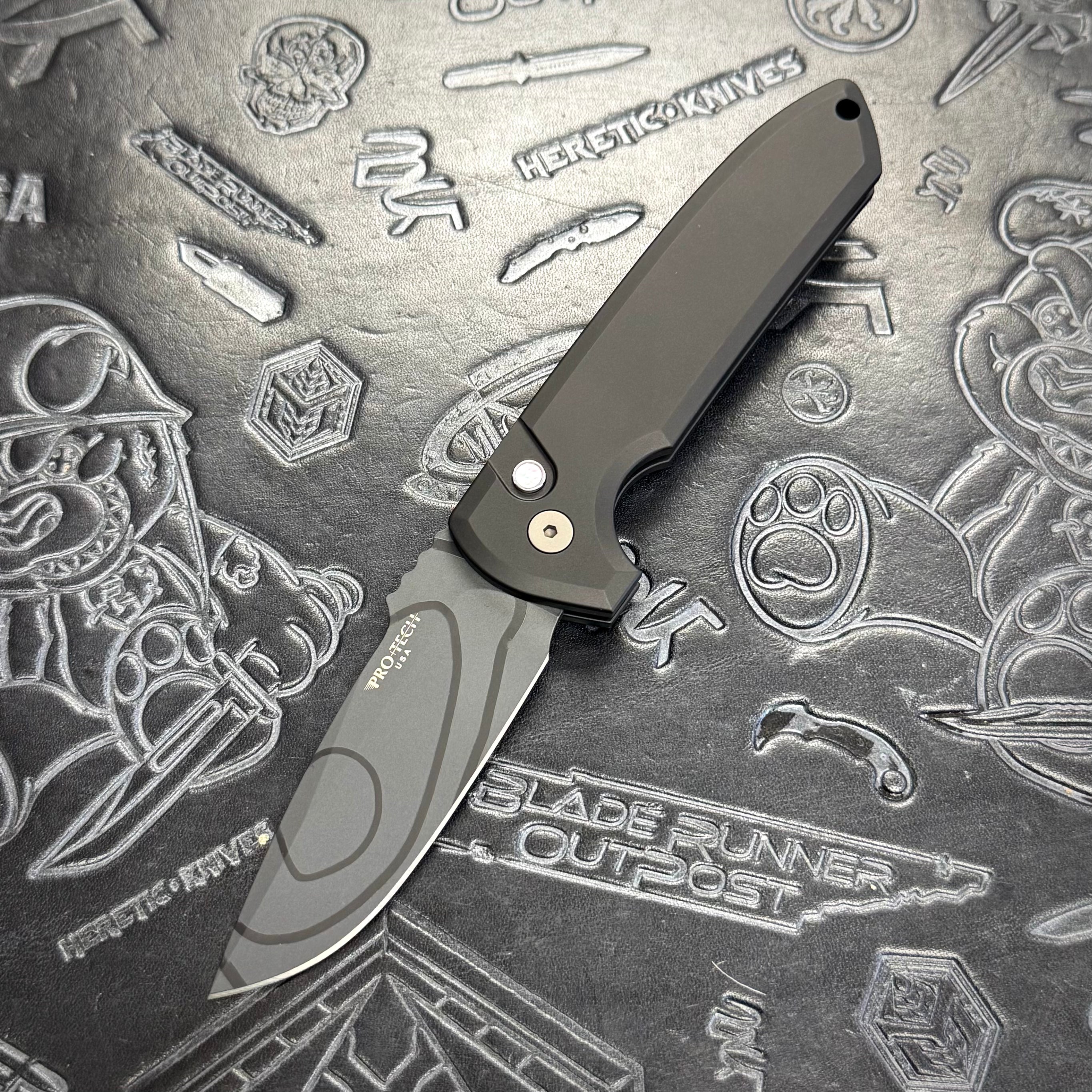 Protech Rockeye 1-off Cerakote - Black handle w/ Black Lip Pearl button inlay - Grey & Black Topo blade