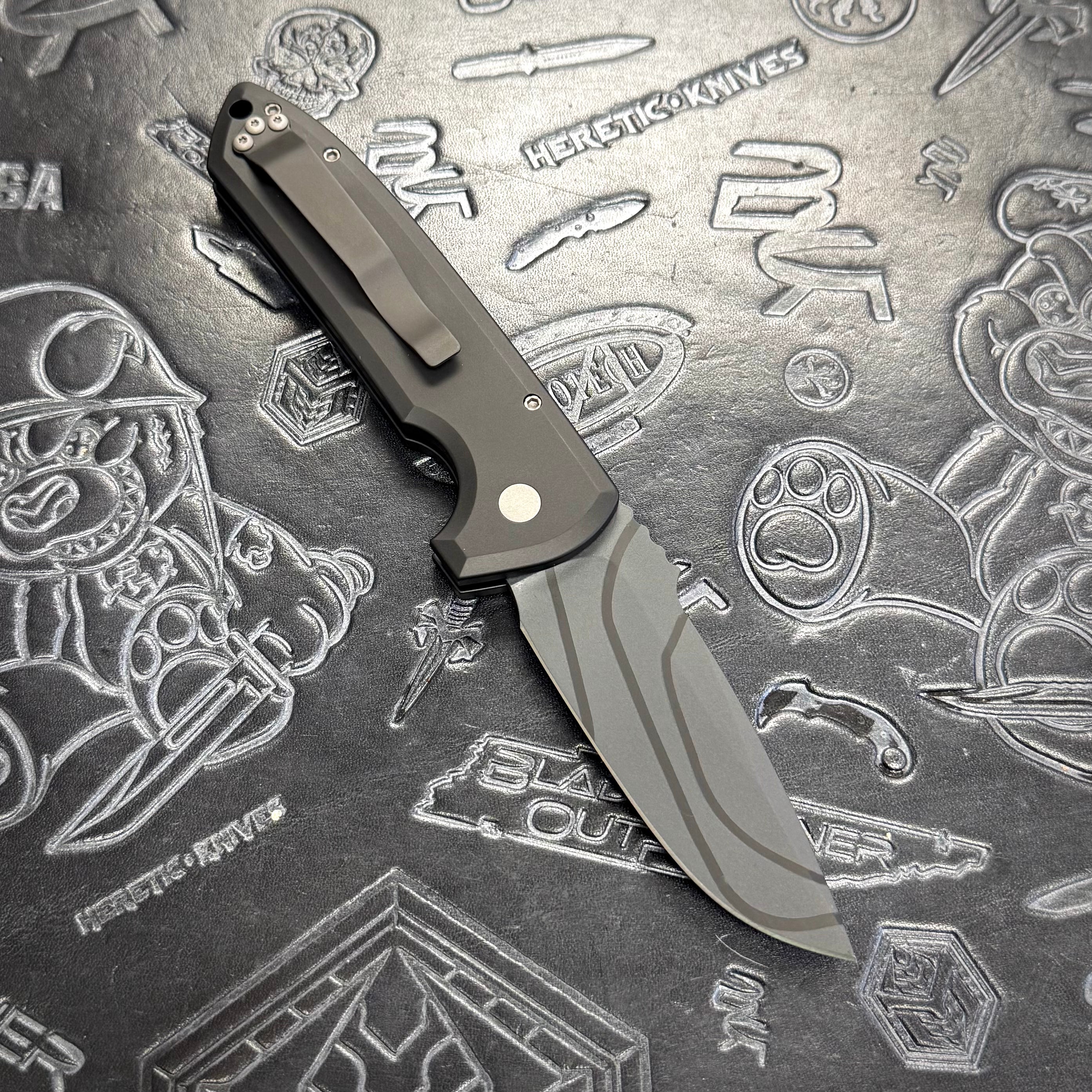 Protech Rockeye 1-off Cerakote - Black handle w/ Black Lip Pearl button inlay - Grey & Black Topo blade