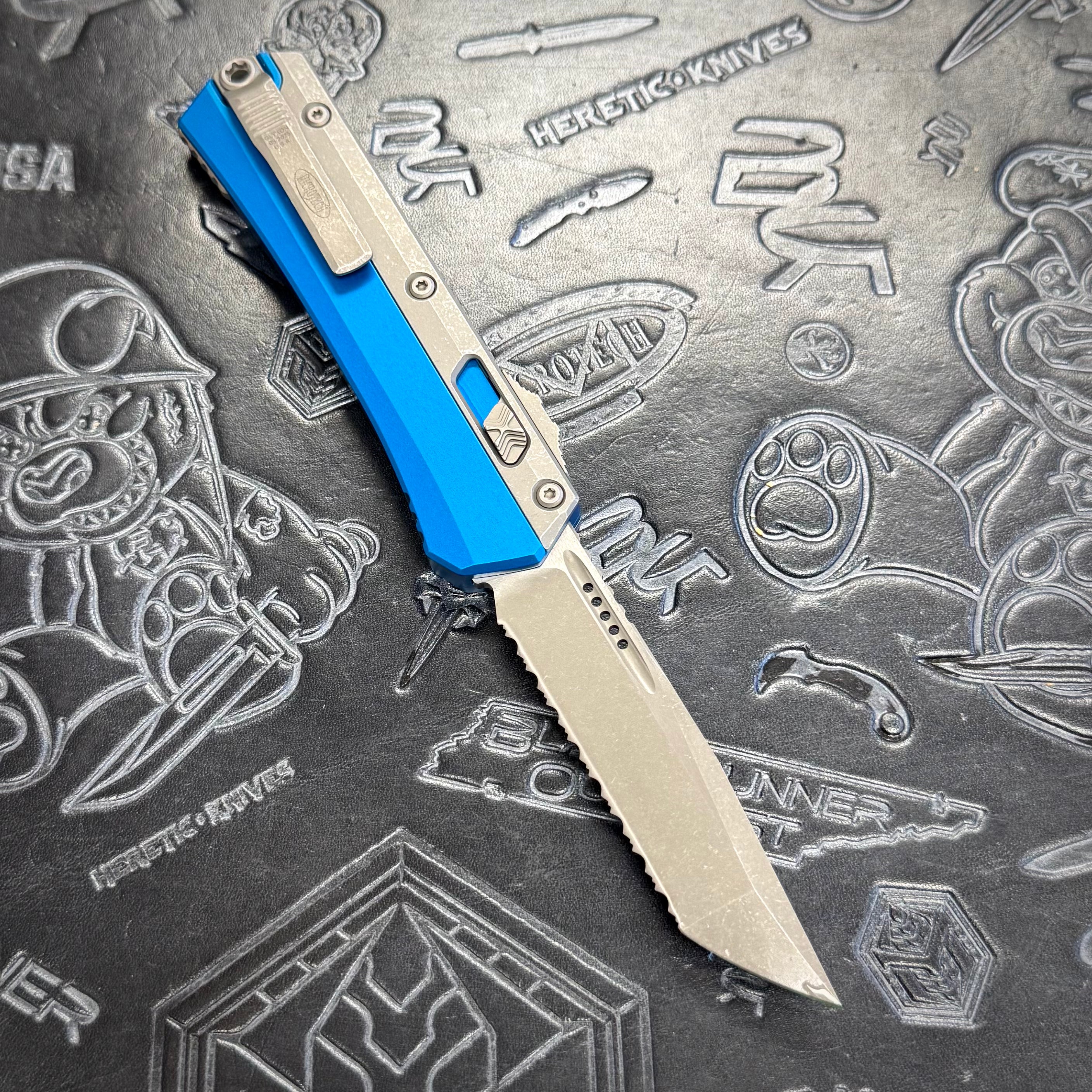 Microtech Glykon - Blue - Apocalyptic Tanto Full Serrated 185-12 APBL