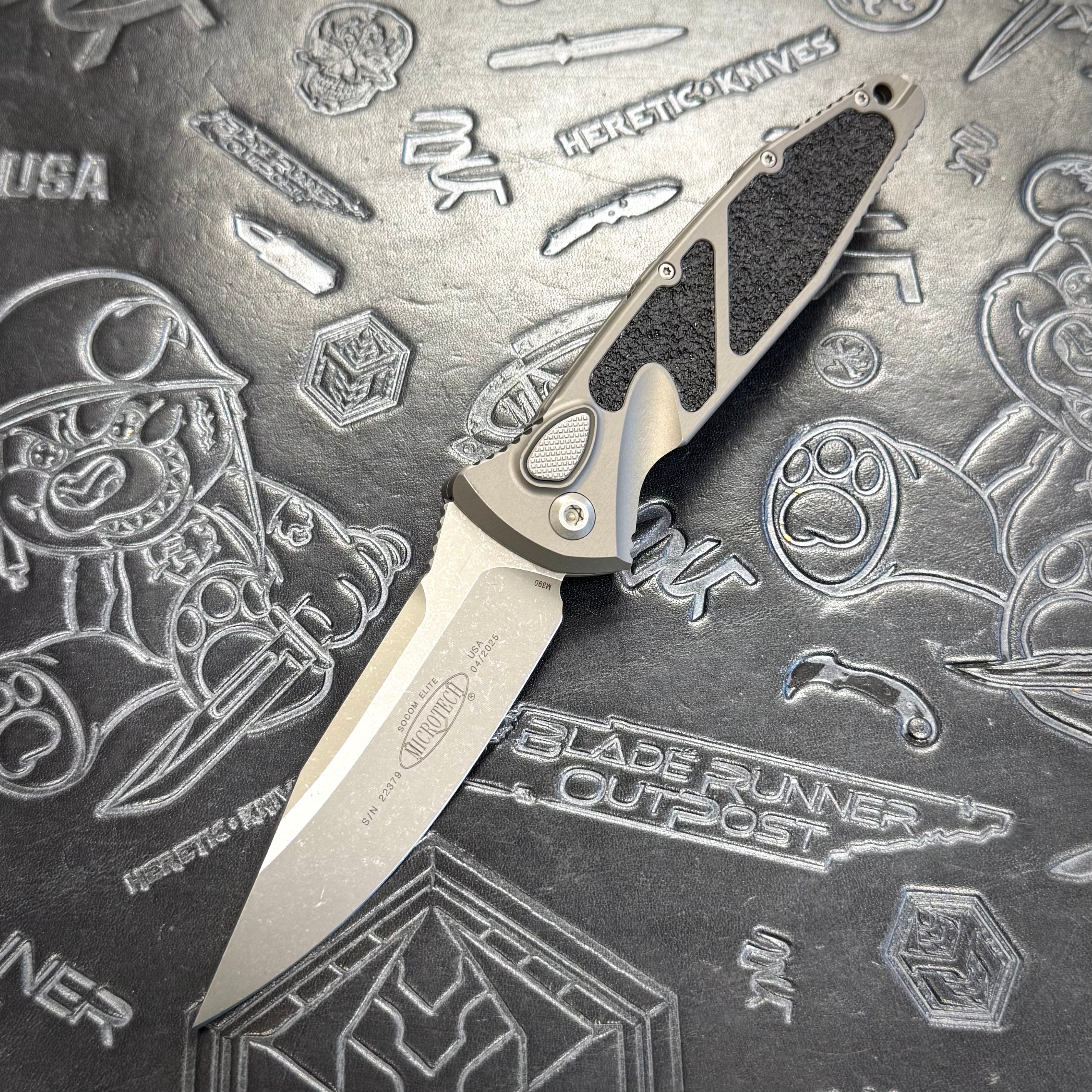 Microtech Socom Elite Auto - Natural Clear - Apocalyptic S/E 160A-10 APNC