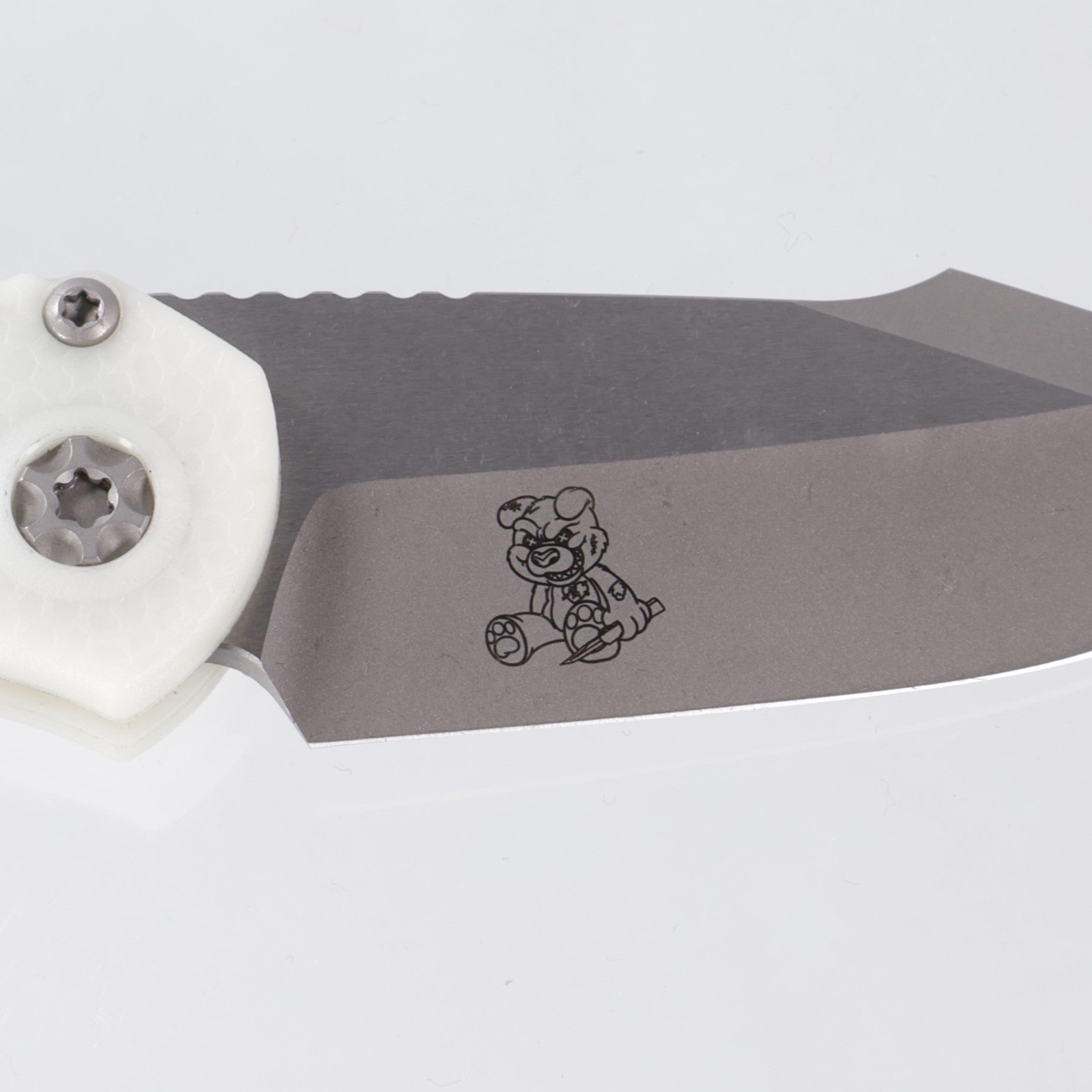 Heretic Mini Pariah Auto - BROP Exclusive - Glow In The Dark Polymer - Battleworn Magnacut Harpoon - H054-5A-GLO