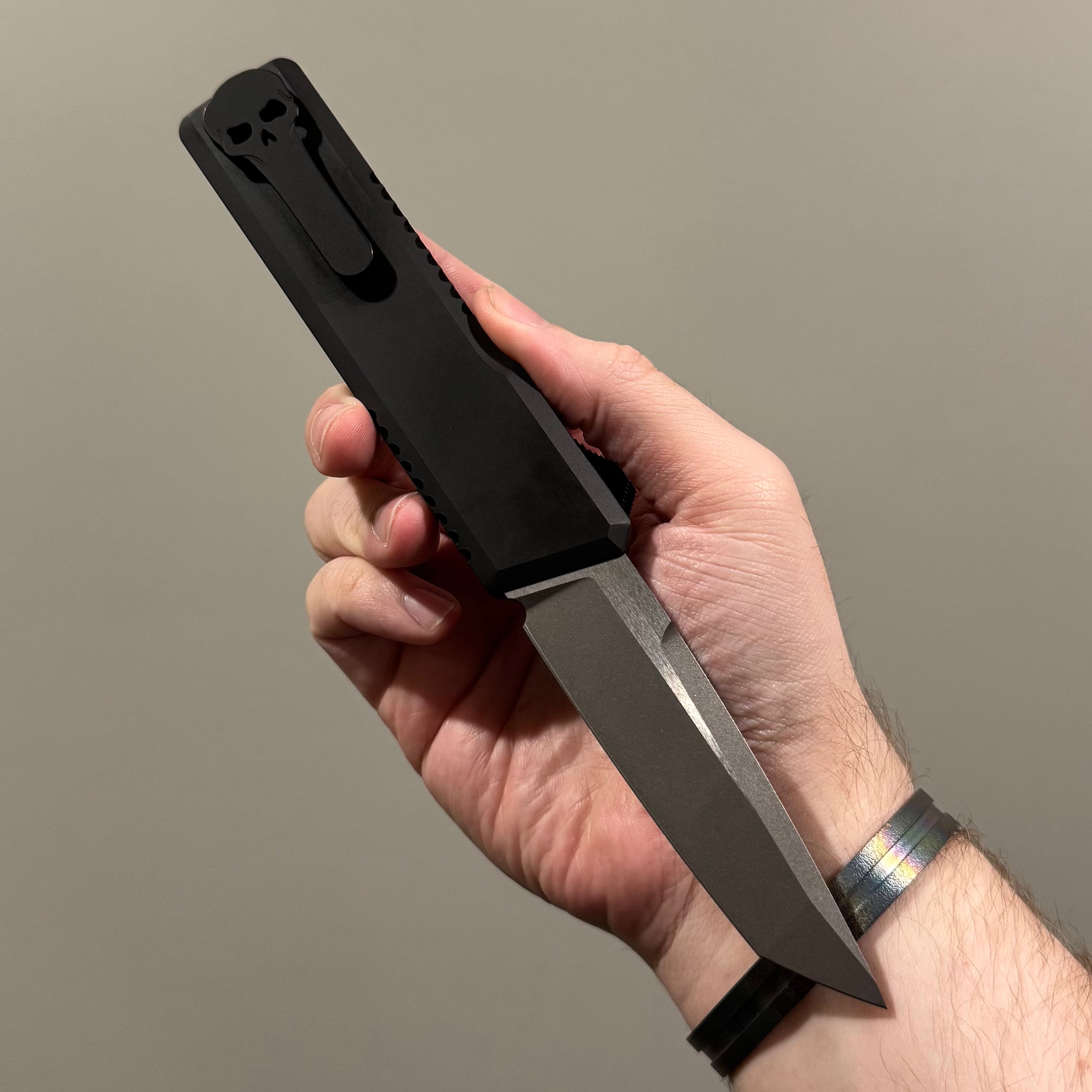 Chaves Dissident - 80s Camo Carbon Top - Black Aluminum Chassis - Stonewash Tanto