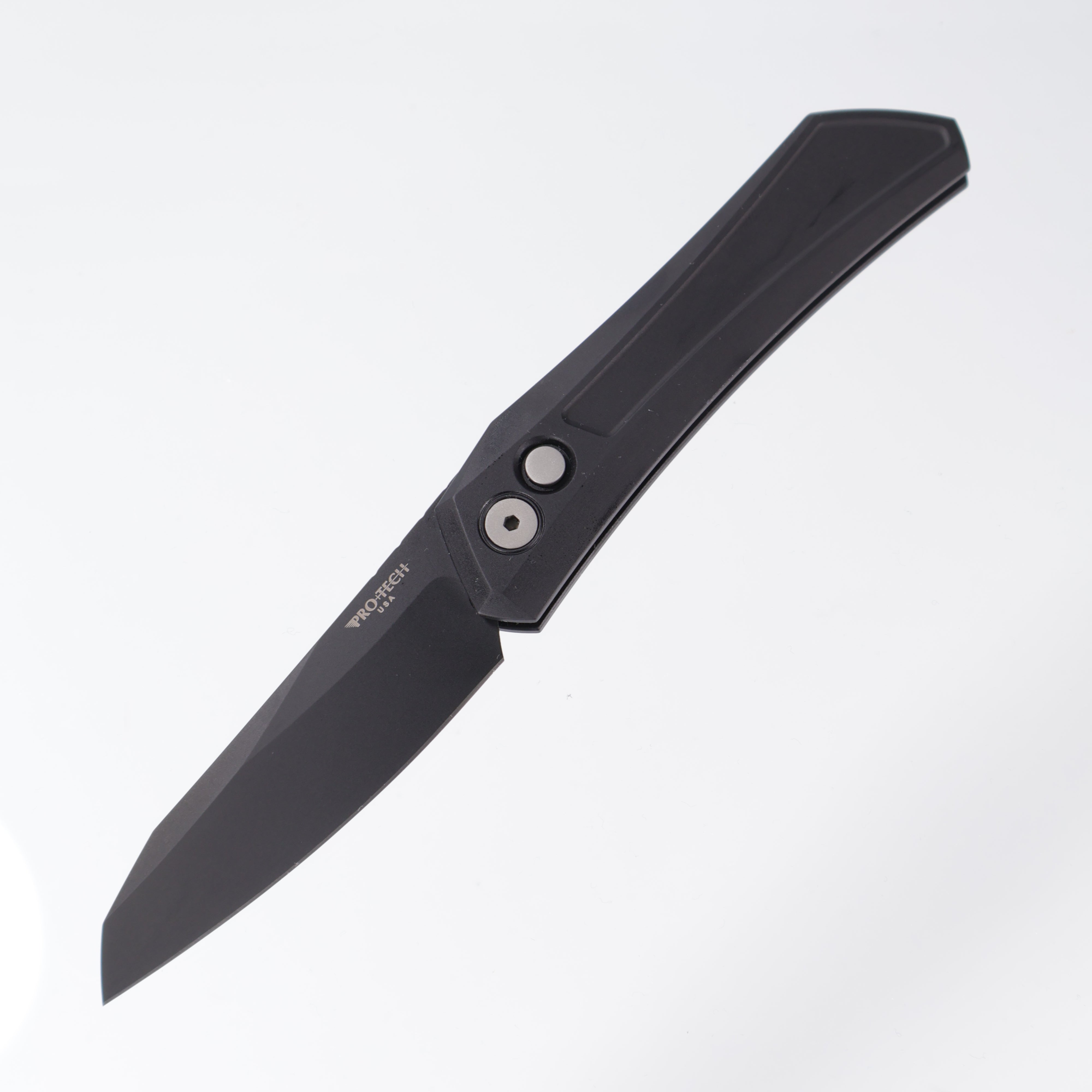 Pro-Tech Oligarch - Black Aluminum - DLC Magnacut - DS103