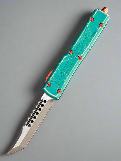 Microtech UTX-70 Bounty Hunter Out-the-Front Automatic Knife (Hellhound Tanto)