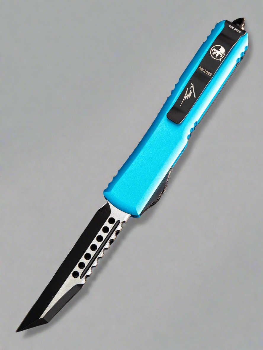 Microtech 119W-1TQS Ultratech Warhound - Turquoise Handle - Black Blade - Signature Series