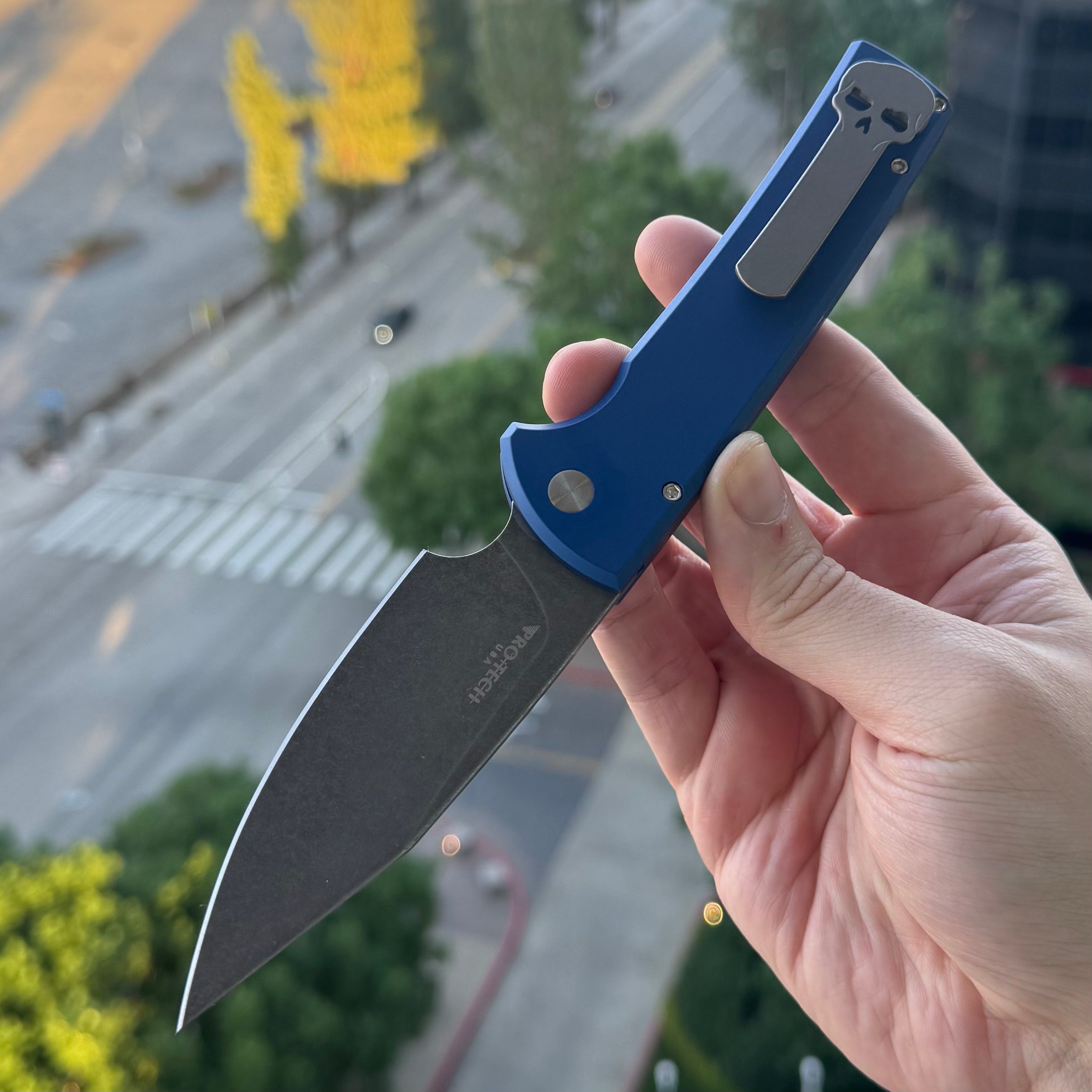 Chaves Scapegoat Full Size Auto - Blue Aluminum w/ Abalone Button - Acidwash Magnacut - CCKSF26.RCS2101-AW LTD Blue