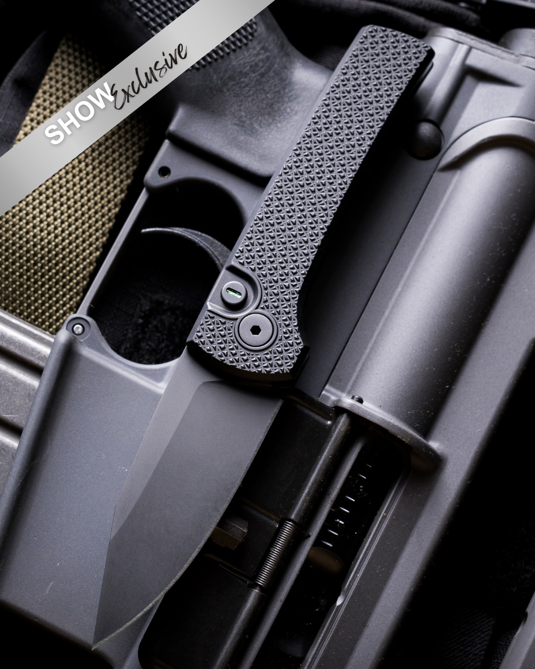 Pro-Tech Scapegoat Compact Operator - Black Carbide Texture Aluminum w/ Tritium Button Inlay - Sterile DLC MagnaMax - RCS1106-OP