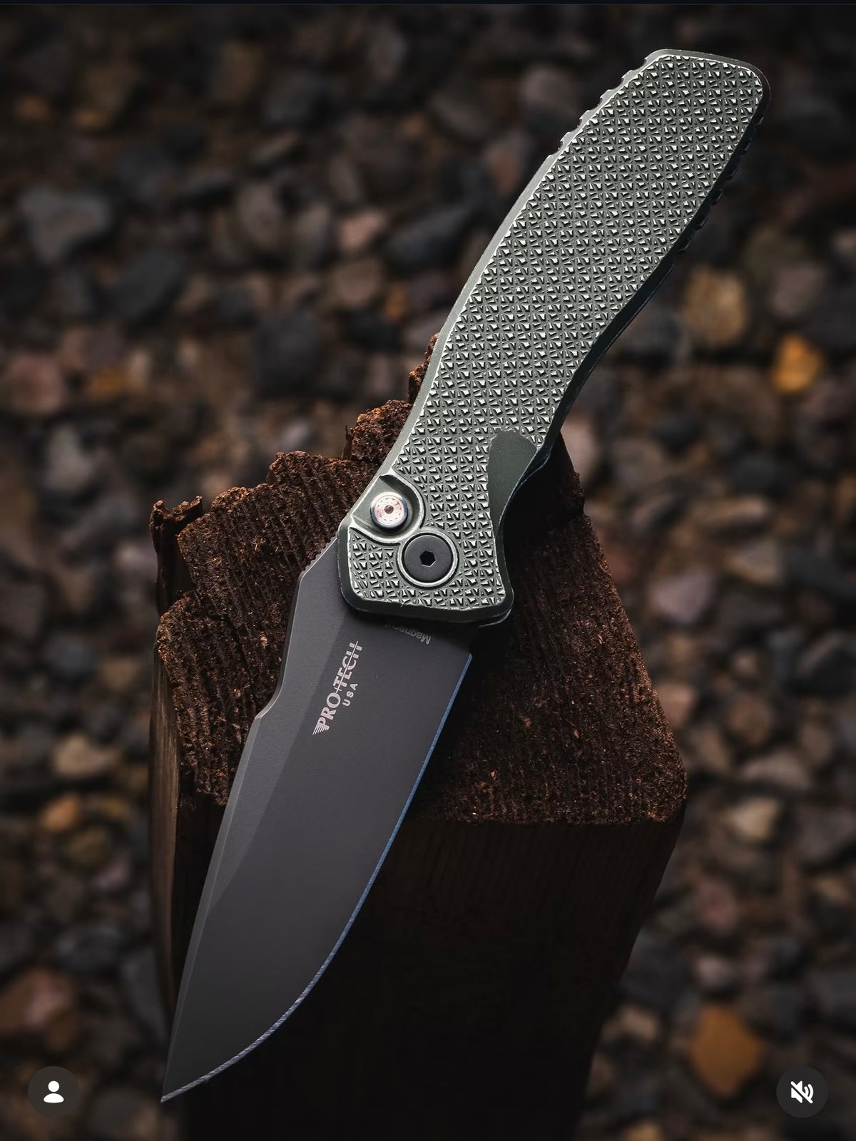 Pro-Tech Spartan Pallas Auto - Battleworn Green Carbide Texture Aluminum w/ Mosaic Pin Button - DLC Magnacut - CCKSF26.Pallas.1