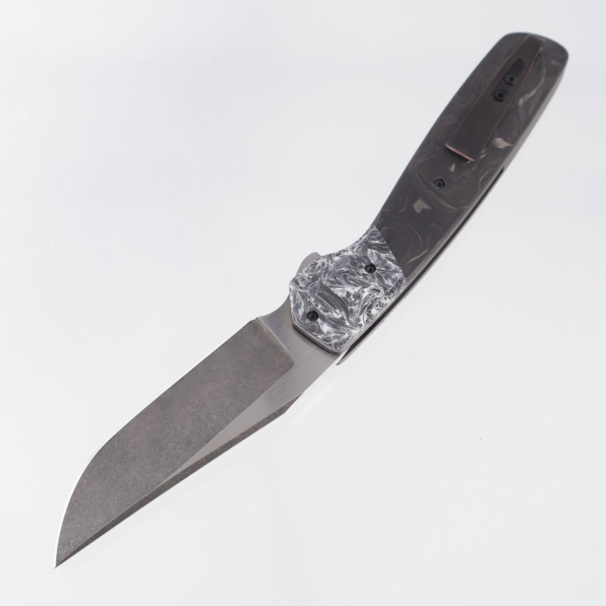 Jason Clark Model 62 - Marbled Carbon Fiber Scales w/ White Storm Fat Carbon Bolsters - Dark Stonewash w/ Satin Flats Magnacut