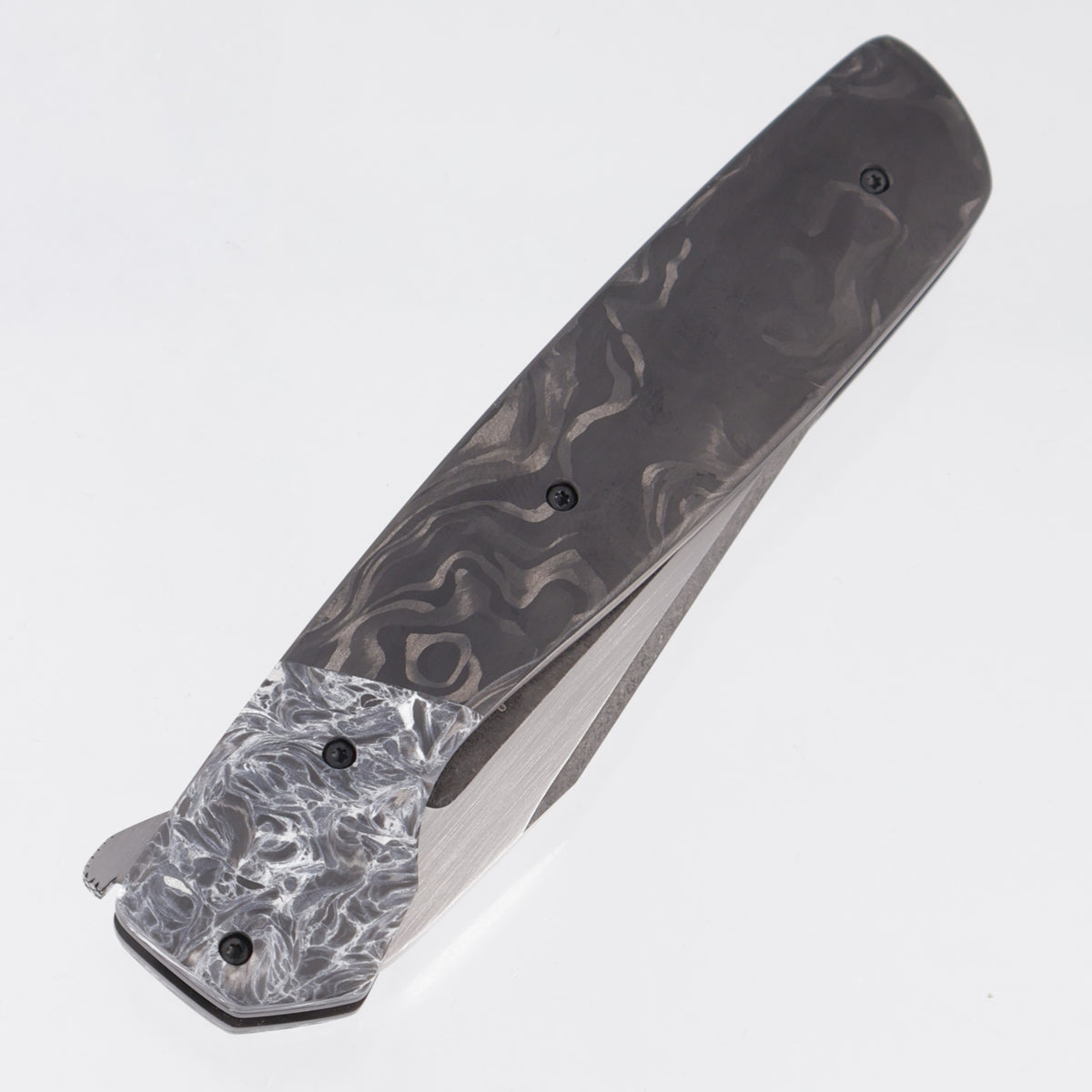 Jason Clark Model 62 - Marbled Carbon Fiber Scales w/ White Storm Fat Carbon Bolsters - Dark Stonewash w/ Satin Flats Magnacut