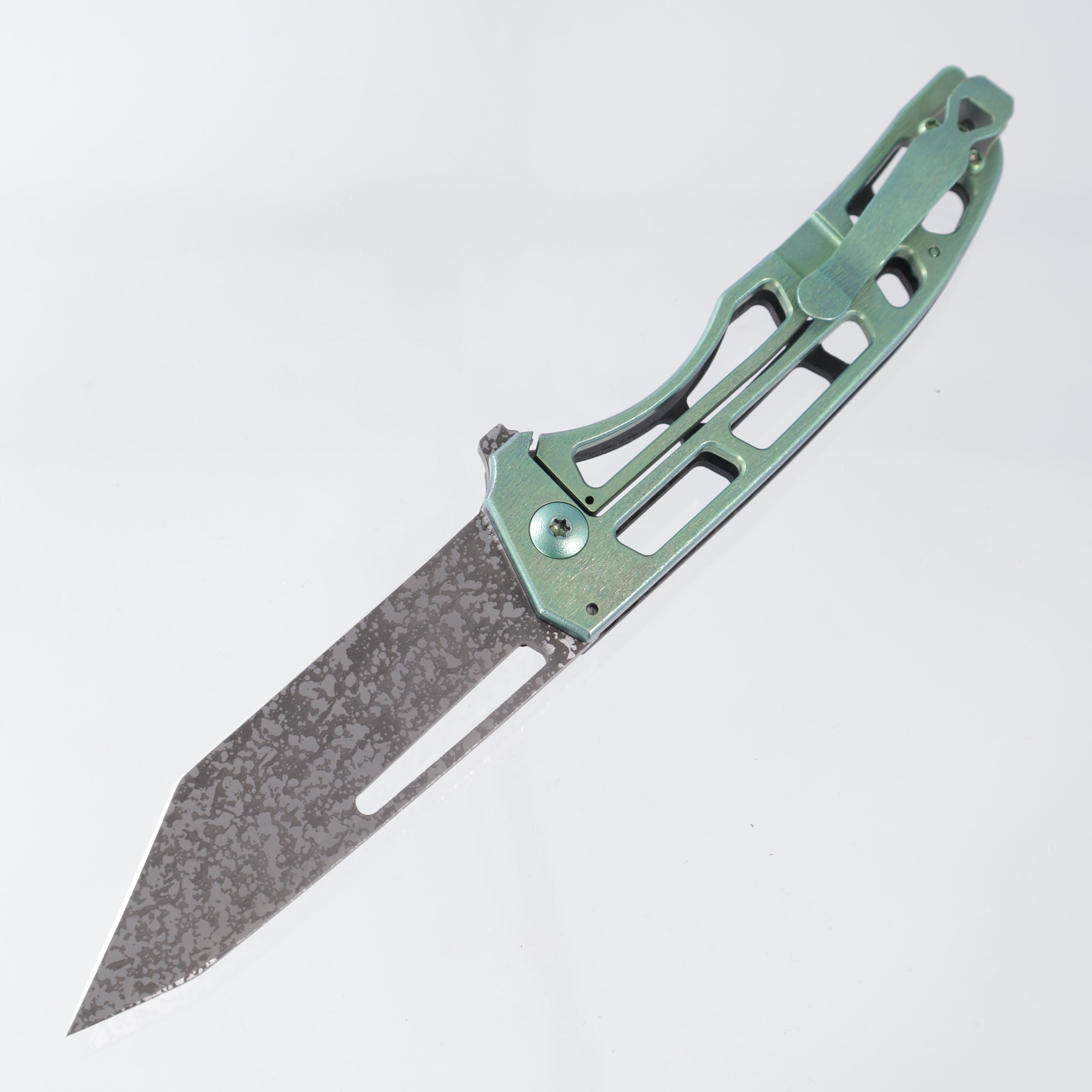 John Gray Slitter V2 Tanto - Carbon Fiber / Barked Green Titanium & Turbo Glow Orange pivot - Dark Rain Magnacut