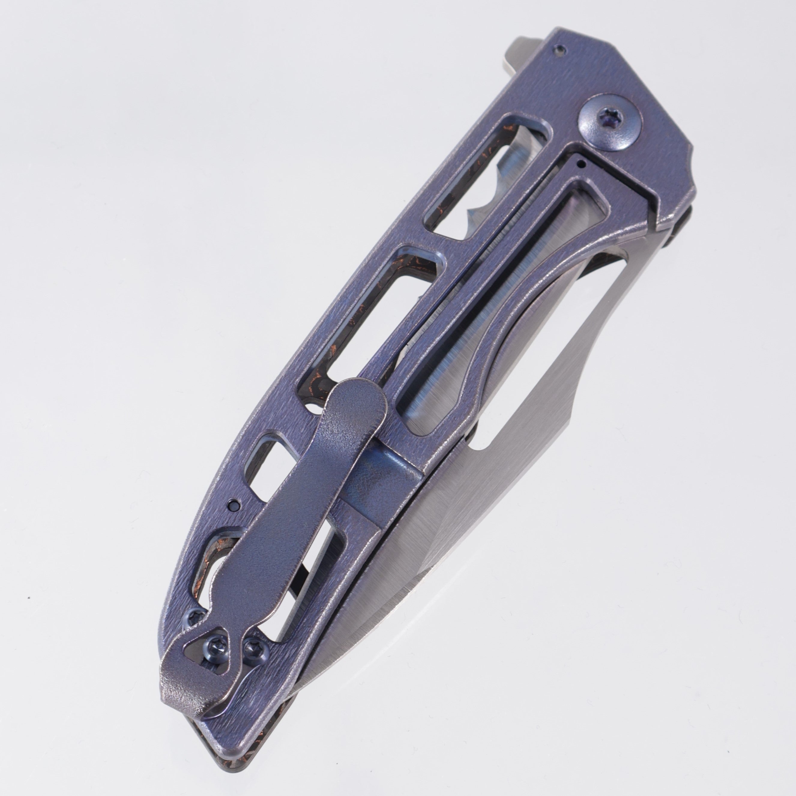 John Gray Slitter V2 Reaper - Godzilla Hide Copper TechnoCarbo Fully Ported - Blue Barked Titanium w/ Blurple Hardware - Satin Partial Serrate Magnacut