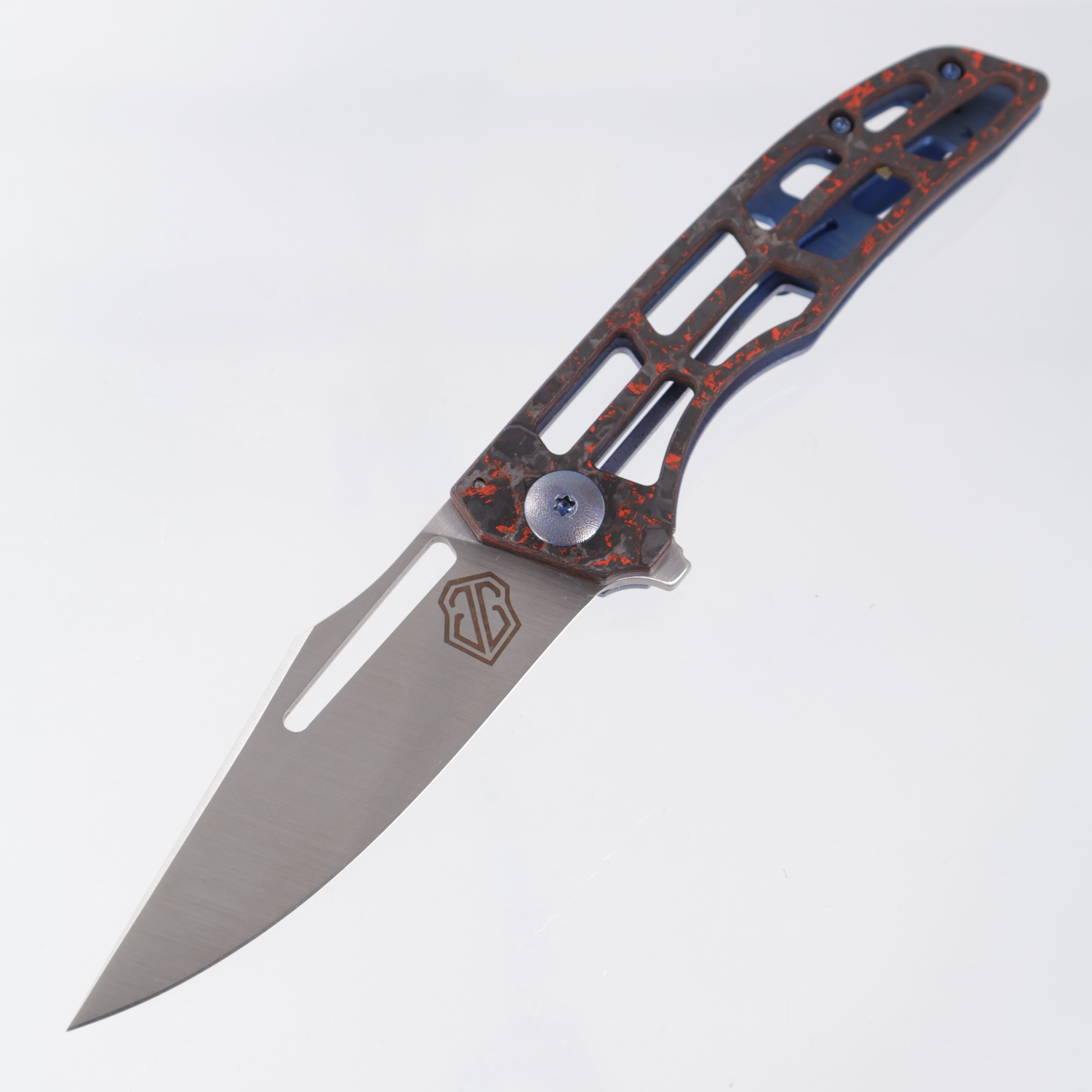 John Gray Slitter V2 Harpoon Bowie - Red TechnoCarbo Full Ported - Blurple Barked Titanium w/ Blue Hardware - Satin Magnacut