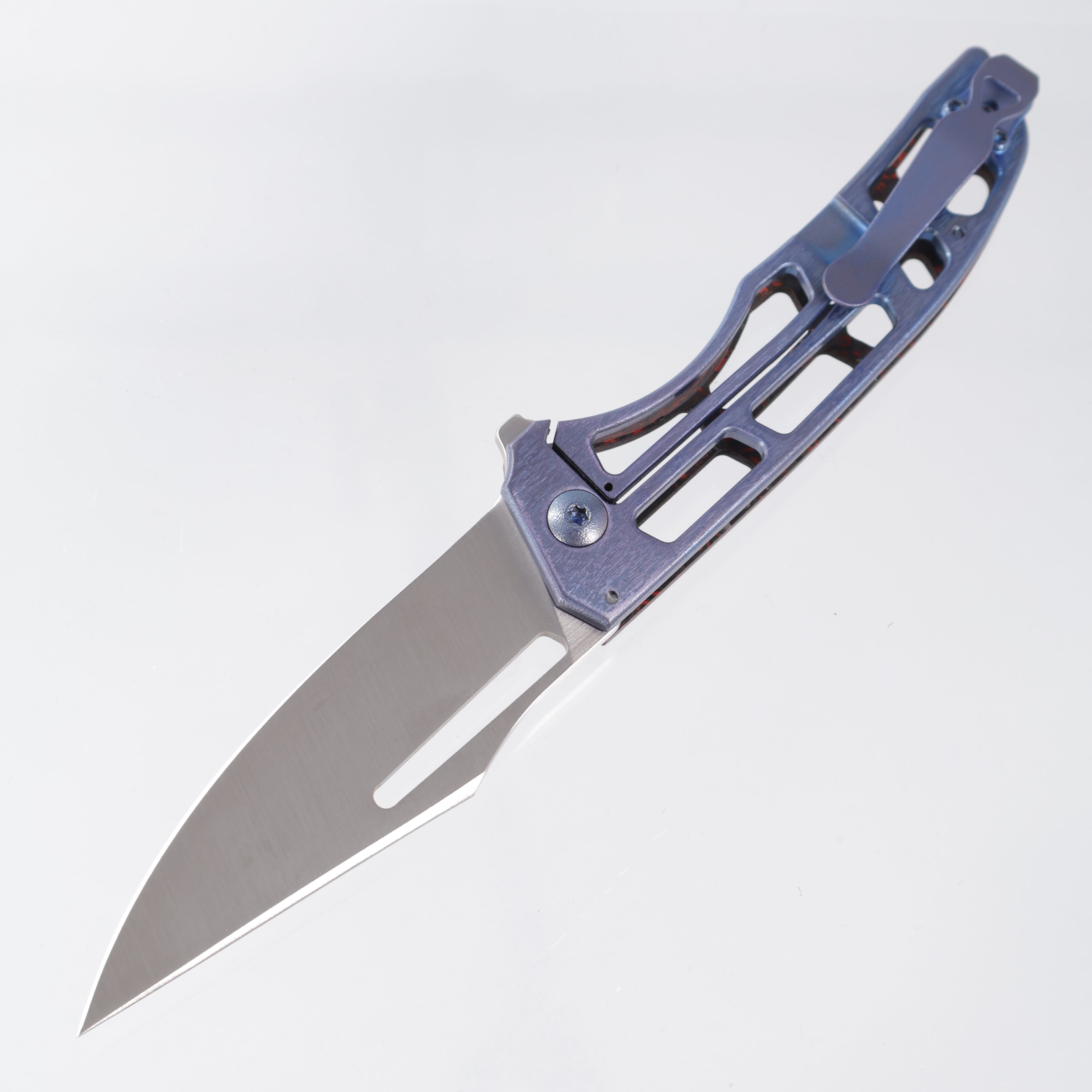 John Gray Slitter V2 Harpoon Bowie - Red TechnoCarbo Full Ported - Blurple Barked Titanium w/ Blue Hardware - Satin Magnacut