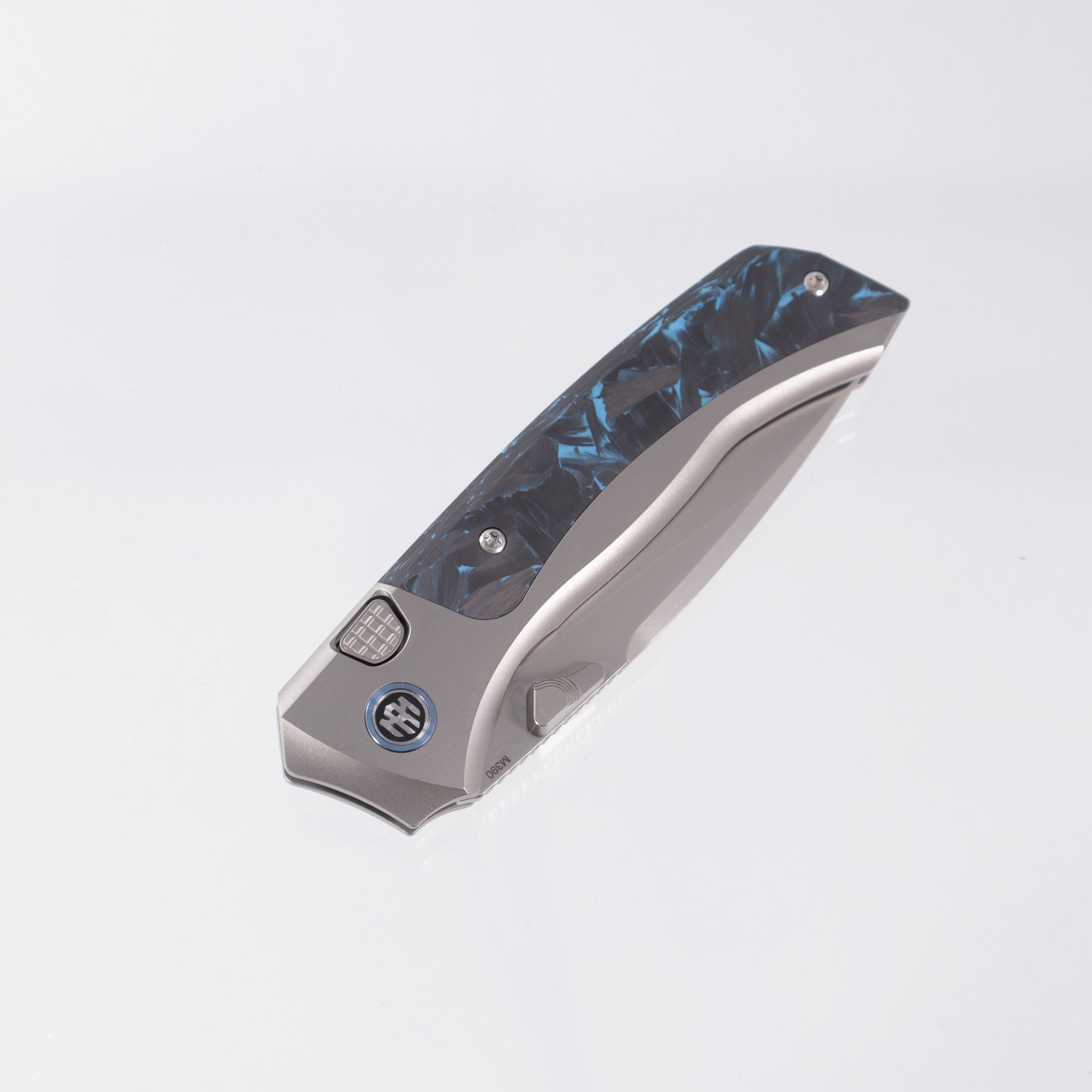 Remette Steed - Blue/Black CF & Titanium - M390 Pearlescent Stonewash - RTWS-TB