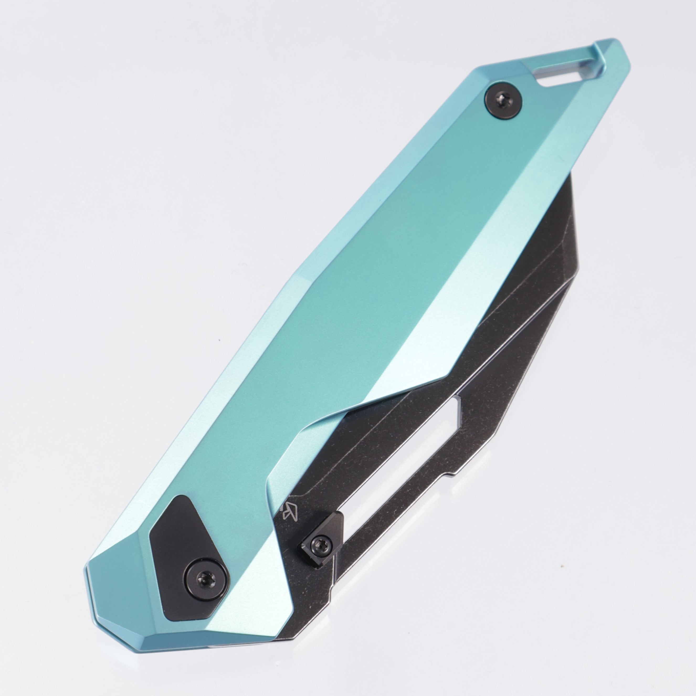 Ketuo Akimbo - Green Titanium - Blackwash M390 - GRN/SW