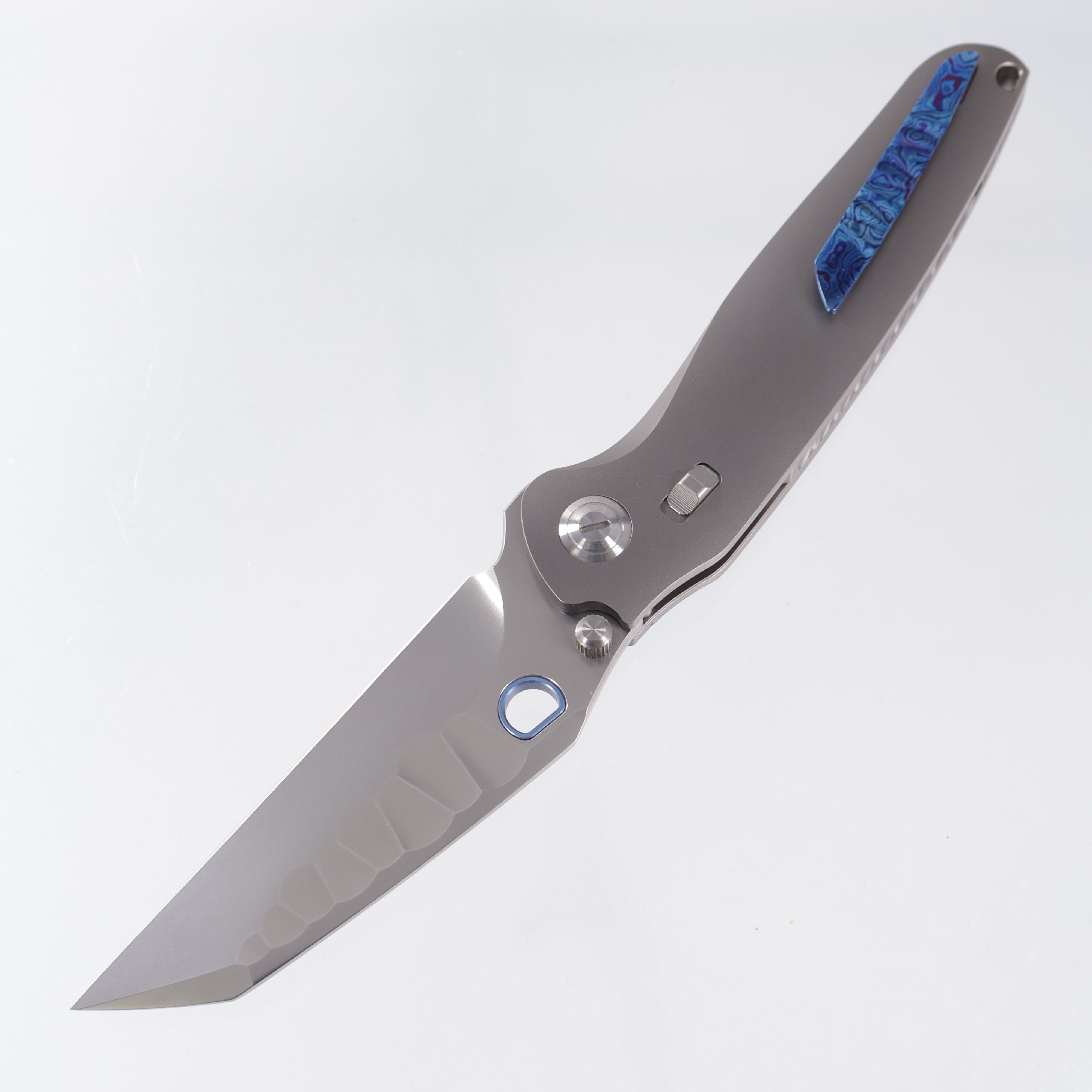 Ketuo Dirty Bird - Beadblast Titanium w/ ZircuTi Pivot Collar & Pocket Clip - Pearlescent M390 w/ Rock Pattern - P