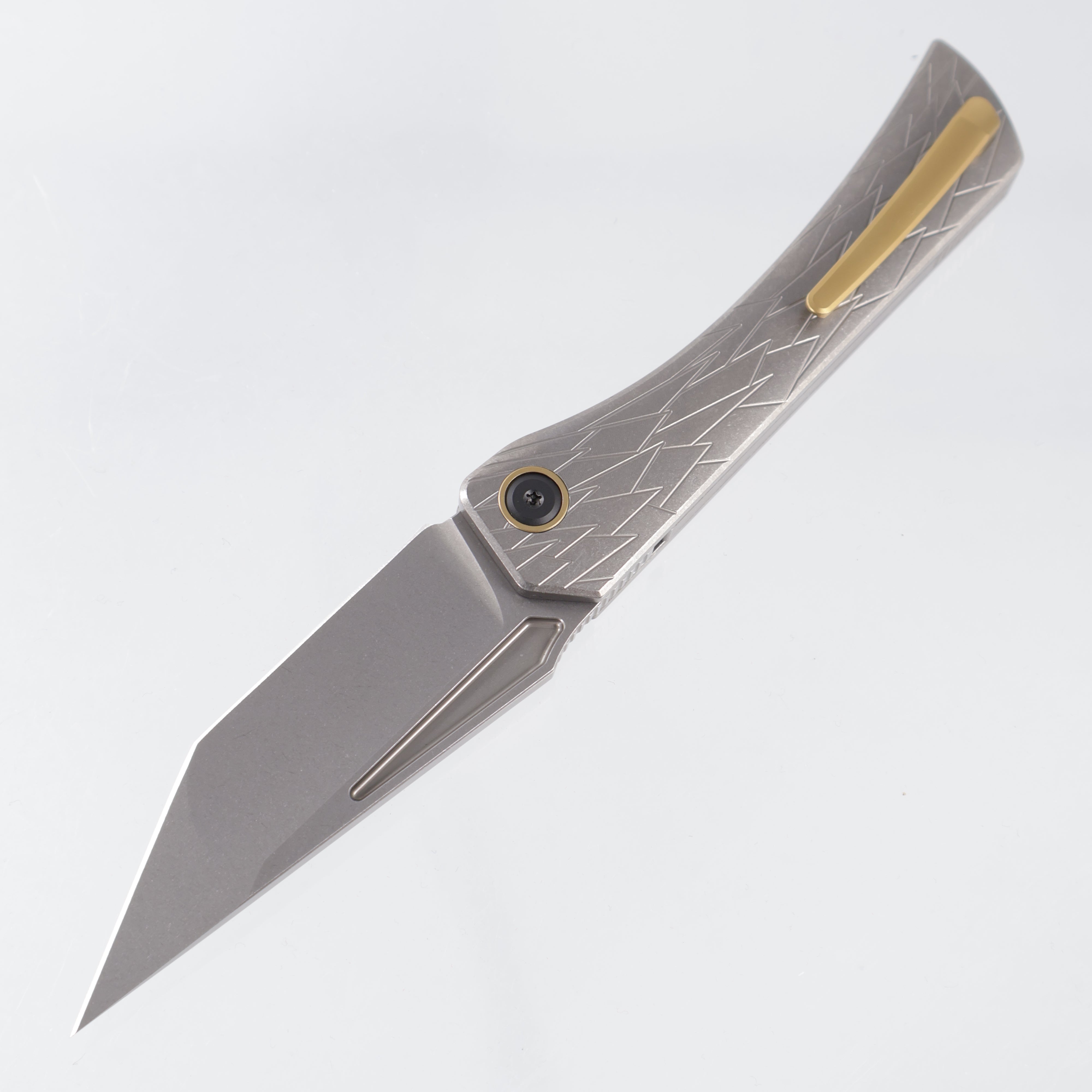 Ketuo Usurper - Stonewash Titanium w/ Gold Ti Accents - Stonewash M390 - SW