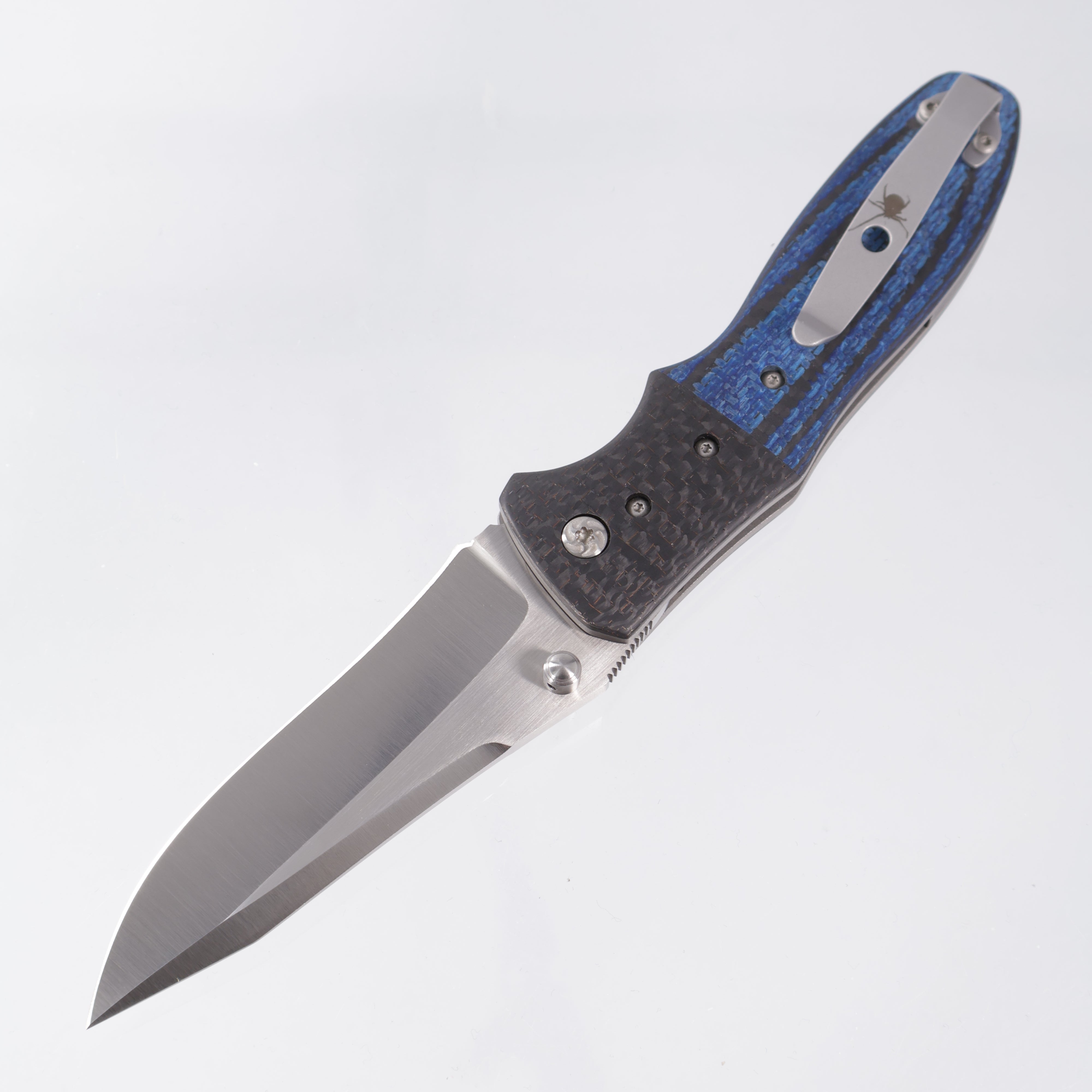 Kirby Lambert Incinerator - Lightning Strike Carbon / Blue Twill Carbon Scales - Satin Recurve Blade *PRE-OWNED*