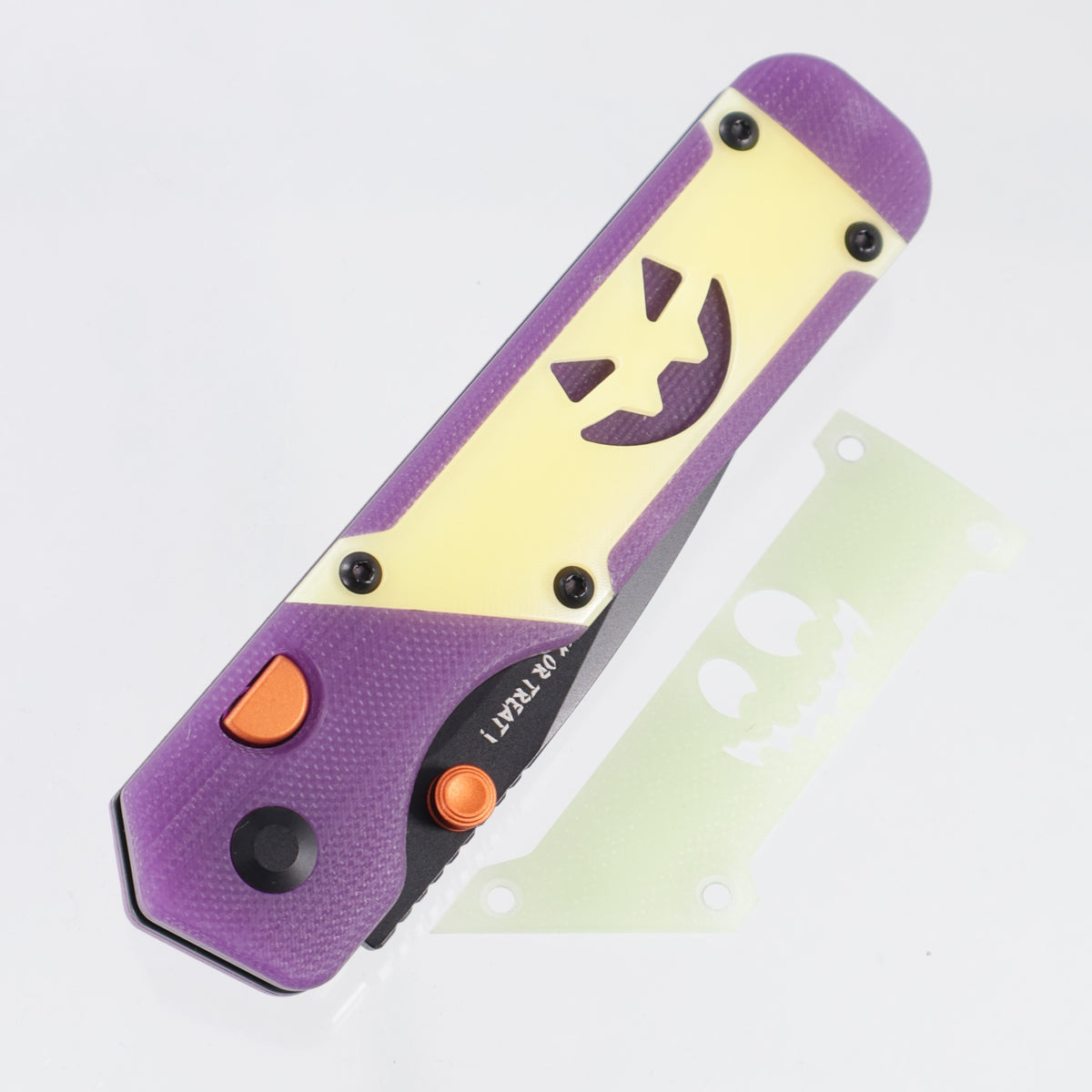 Kizer Halloween Militaw 3.1 - Purple GITD G10 w/ Yellow GITD Acrylic Inlays - Black PVD M390 - Ki3634.31BDHW1