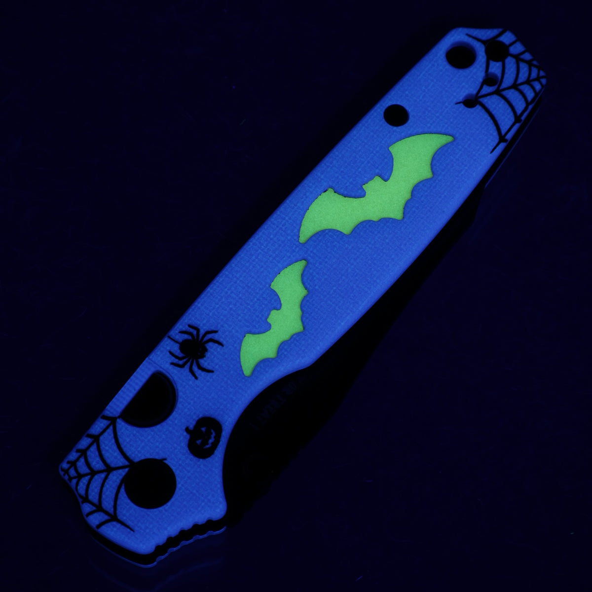 Kizer Halloween Pokiman BC - Purple GITD G10 w/ Yellow GITD Acrylic Inlay - Black PVD AEB-L - V3789HW1