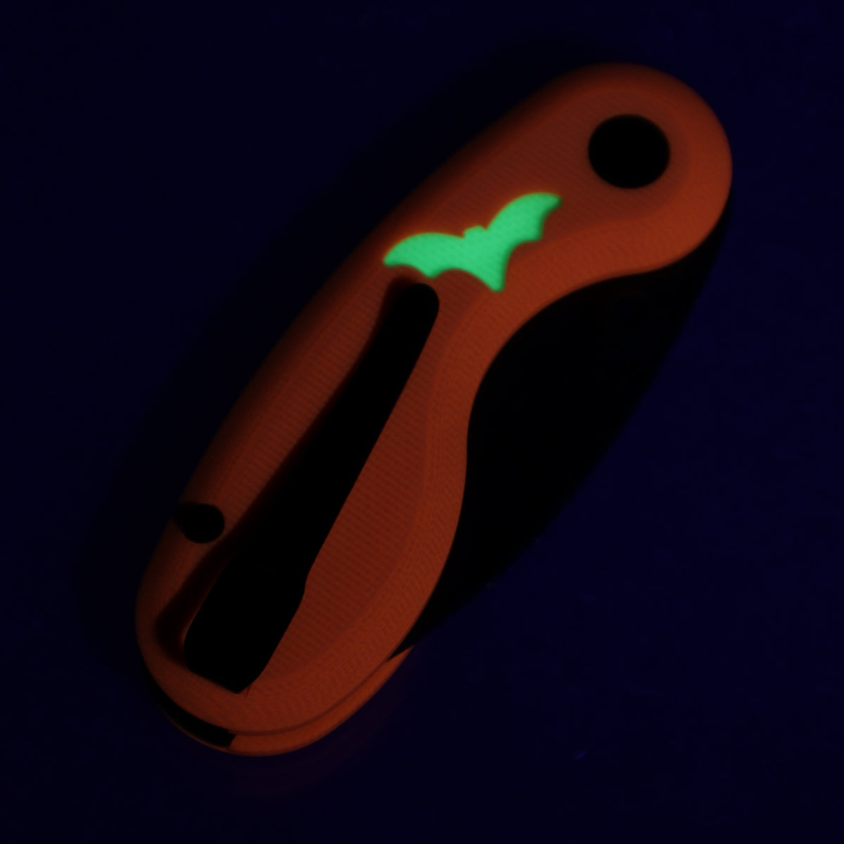 Kizer Halloween Microbe - Orange G10 w/ Green GITD Inlays - Black PVD 14C28N - V2742HW1
