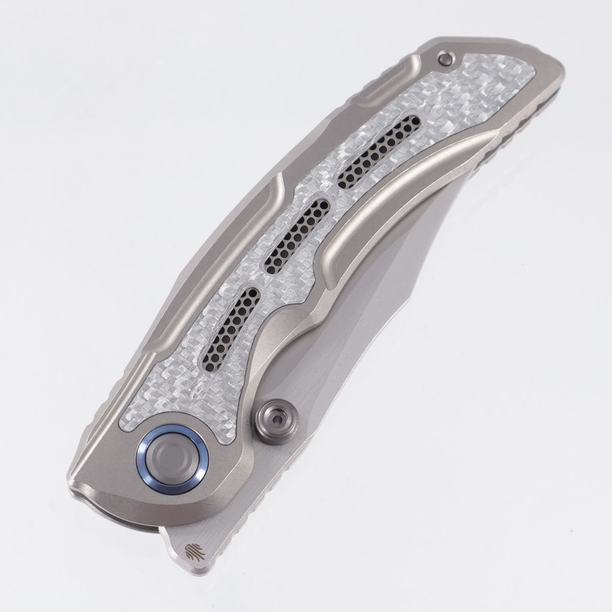 Kizer Silver Wing Lite - Stonewash Titanium w/ Silver Twill Carbon Fiber Inlay & Blue Accents - Stonewash S45VN - ZX-FK09A2