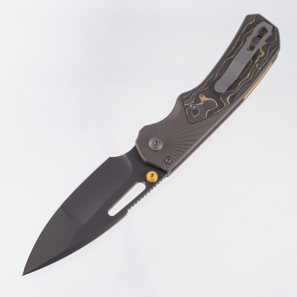 Kizer Durandal - Dark Gray Aluminum w/ Gold Camo Fat Carbon Inlays & Gold Accents - Gunmetal Gray PVD S35VN - K3765BD2
