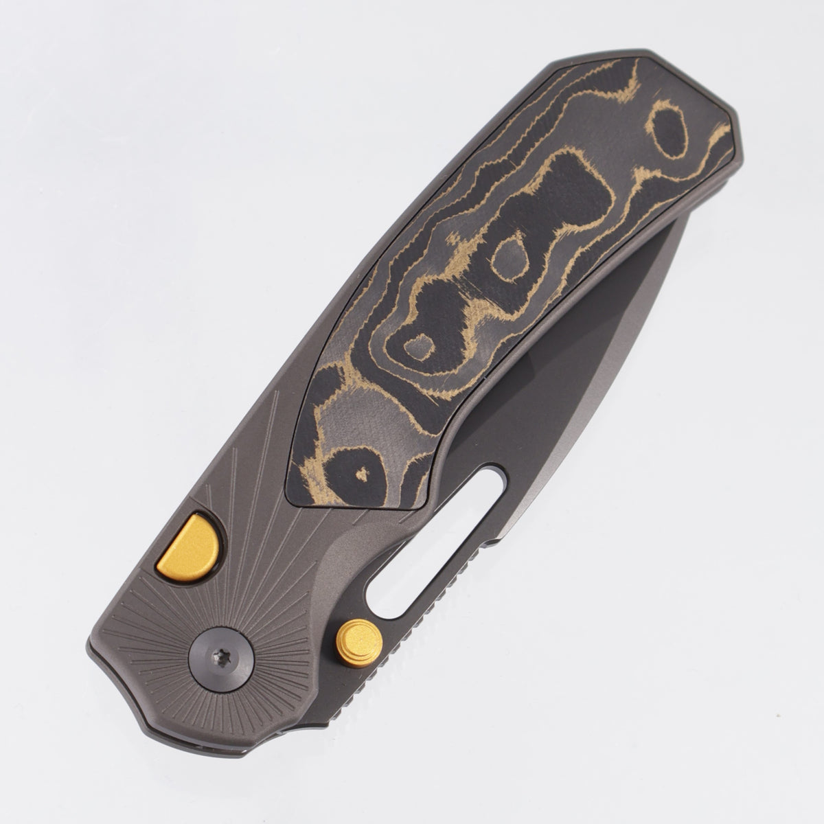 Kizer Durandal - Dark Gray Aluminum w/ Gold Camo Fat Carbon Inlays & Gold Accents - Gunmetal Gray PVD S35VN - K3765BD2