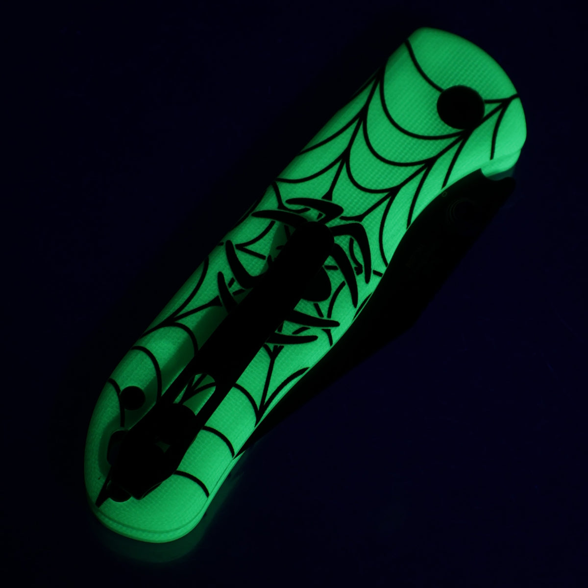 Kizer Halloween Drop Bear 2 - Green GITD G10 - Black PVD 14C28N - V3619.2BCE2