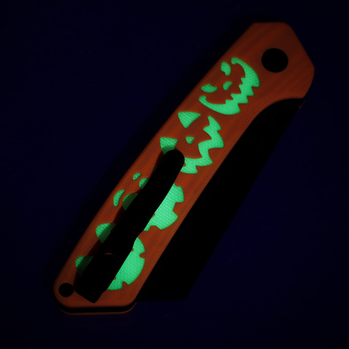 Kizer Halloween Madrac BLL - Orange G10 w/ Green GITD G10 Inlays - Black PVD 14C28N - V3693BSE3