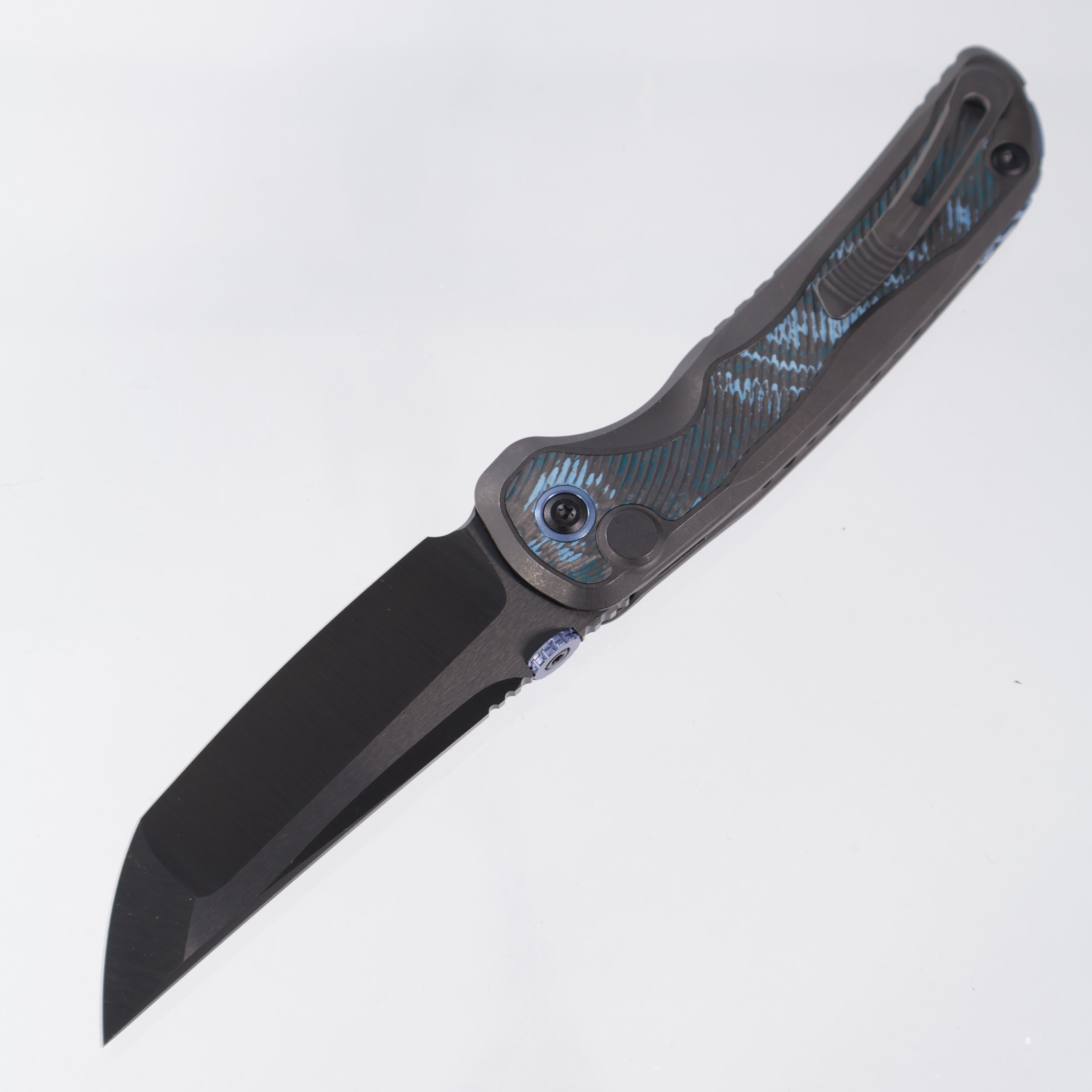 Kizer Mithril X-Series - DLC Titanium w/ Artic Storm Fat Carbon Inlays & Luminous Resin Button - Satin DLC Ultra Compound Grind M390 -ZX-FK08A2