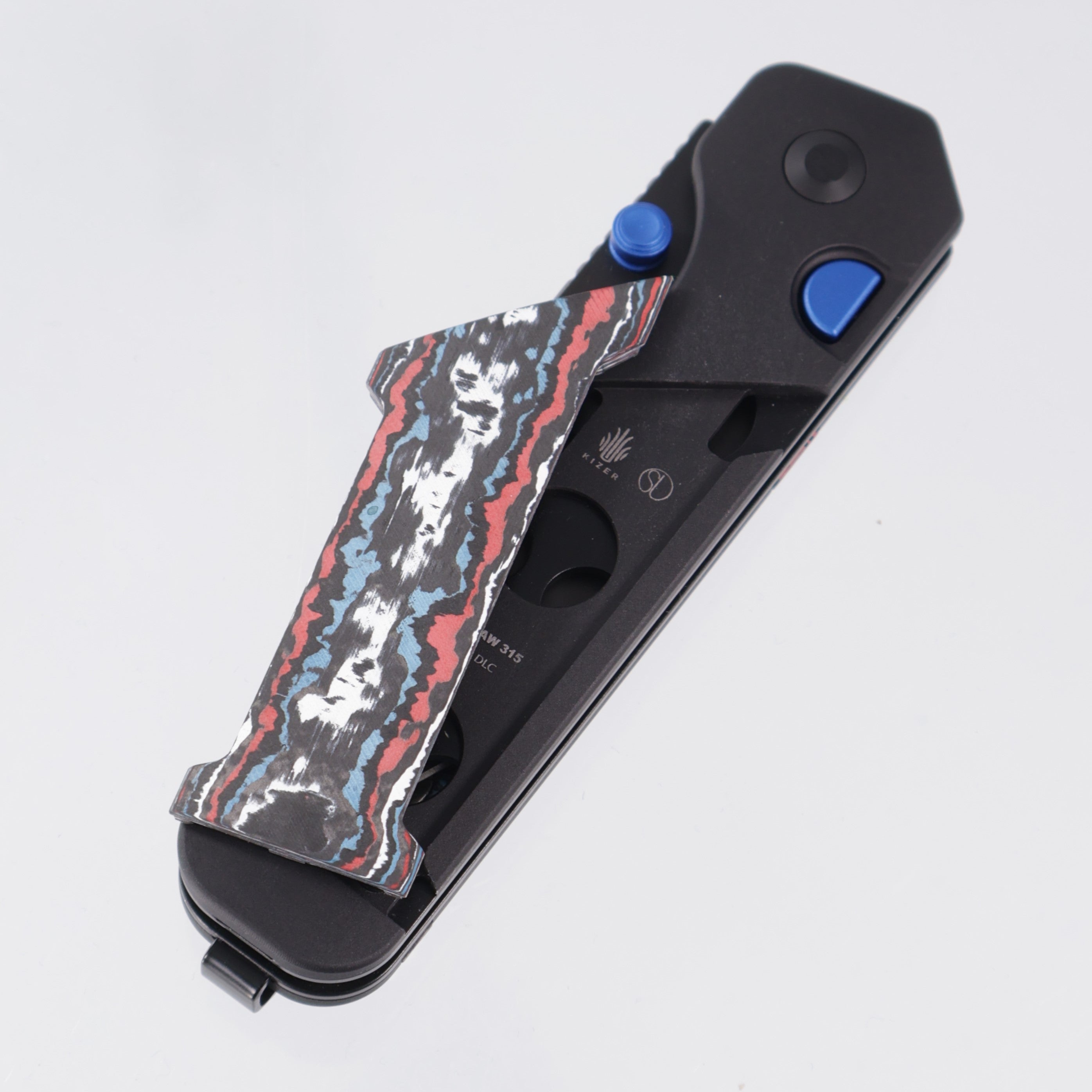 Kizer Militaw 315 KwikSwap Button Liner Lock - Black Aluminum w/ Nebula Fat Carbon Inlays & Blue Accents - Matte DLC Ultra M390 - Ki3634.31BDA1