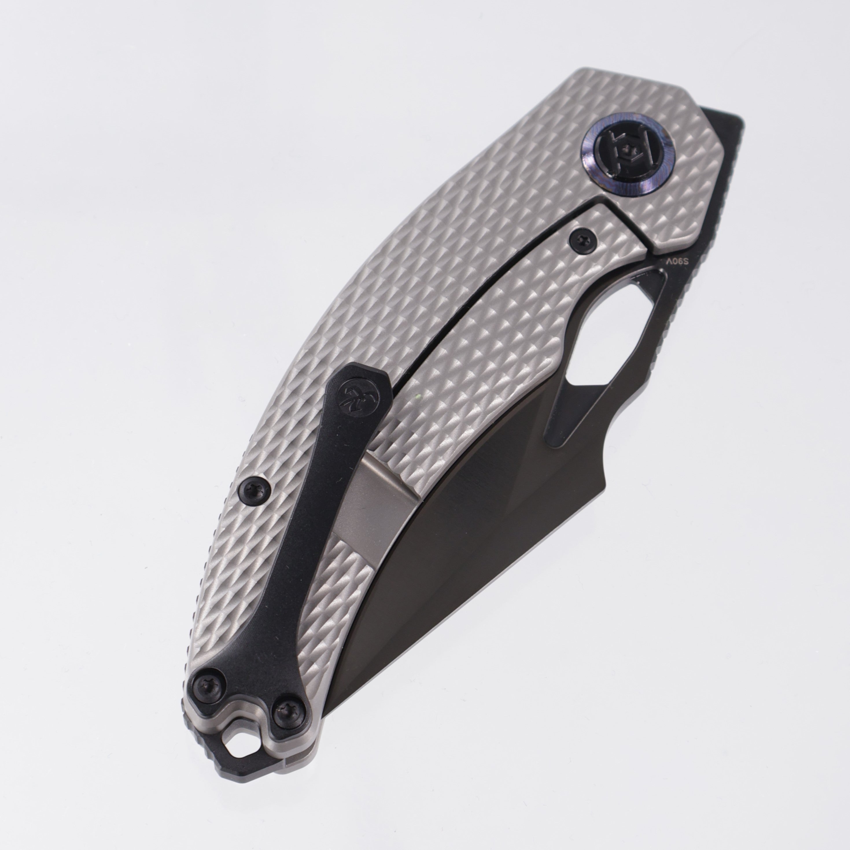 Kunwu Poon Padre - Diamond Texture Titanium - Satin DLC S90V - K706TO-T3