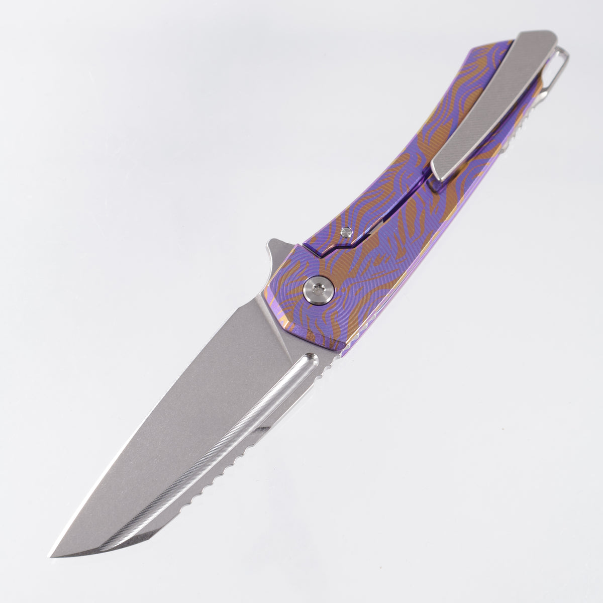 Machine Wise Mojave #1543 - Purple & Rose Gold Flames Ano Epicenter Texture Titanium - Stonewash S90V
