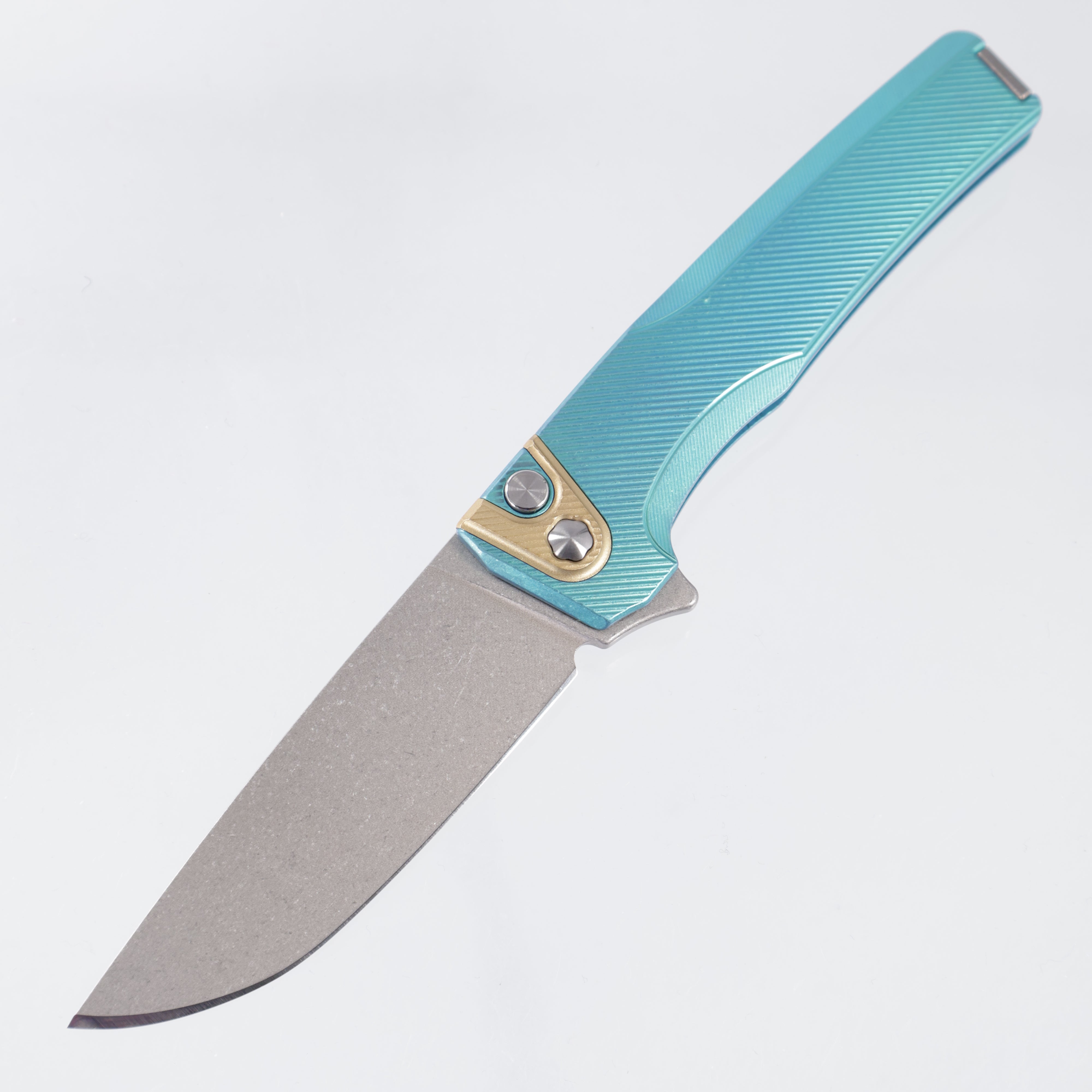 Machine Wise Sonora #2226 - Aqua Anodized Fine Step Texture Titanium w/ Brass Bolster - Lightwash S90V