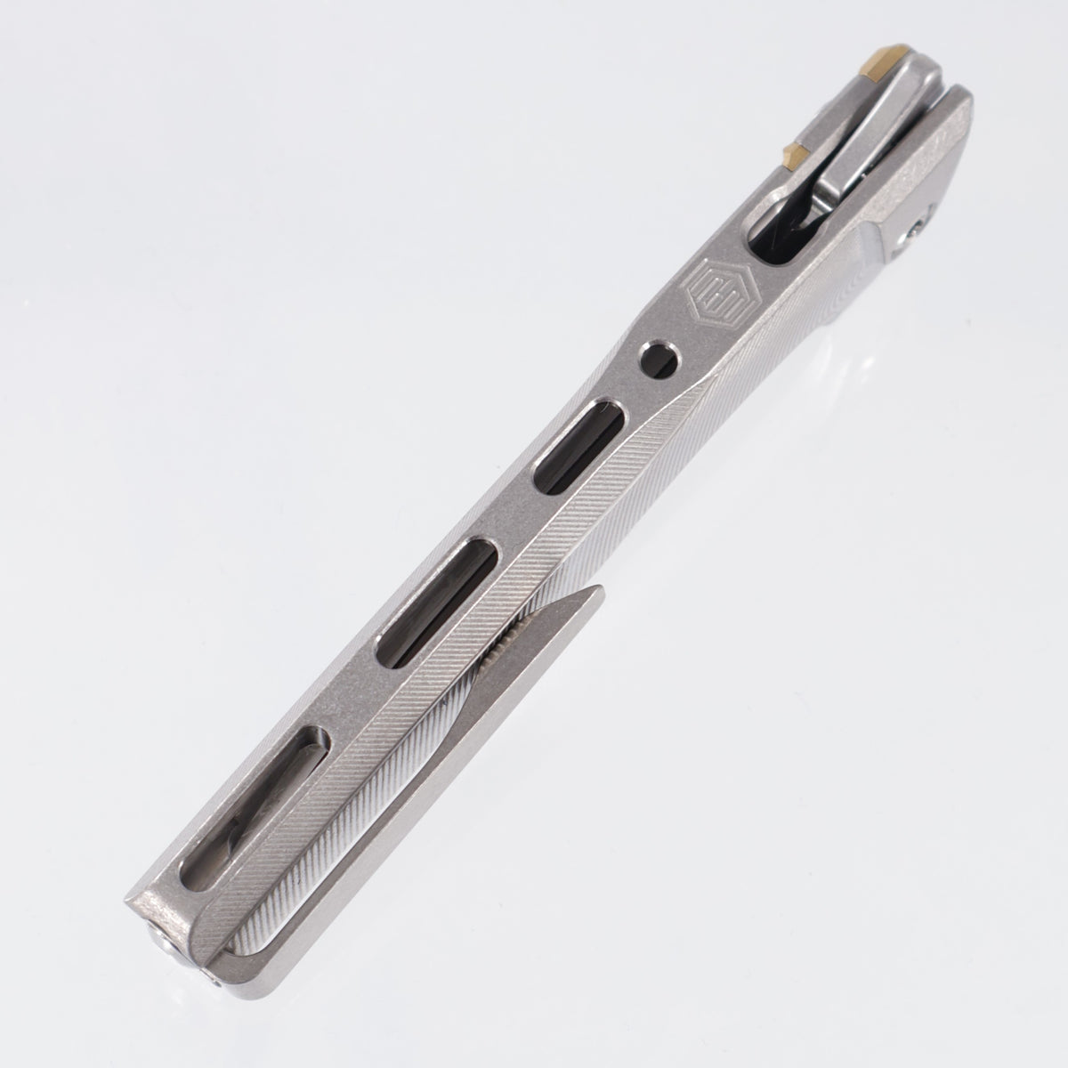 Machine Wise Sonora #2165 - Raw Epicenter Texture Titanium w/ Brass Bolster - Stonewash S90V