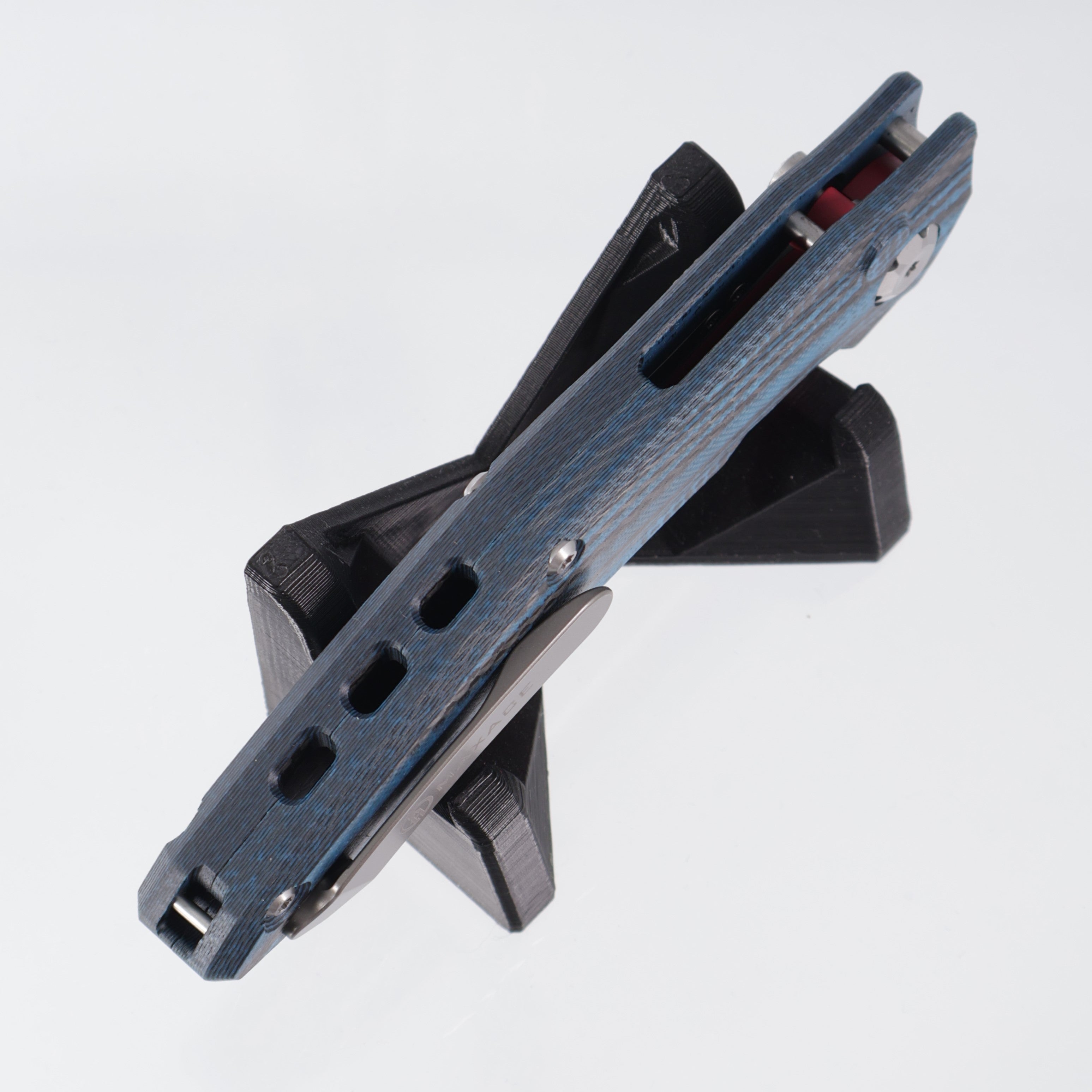 Maxace Babyon-A Auto - Blue Carbon Fiber - Red M390 - X02A