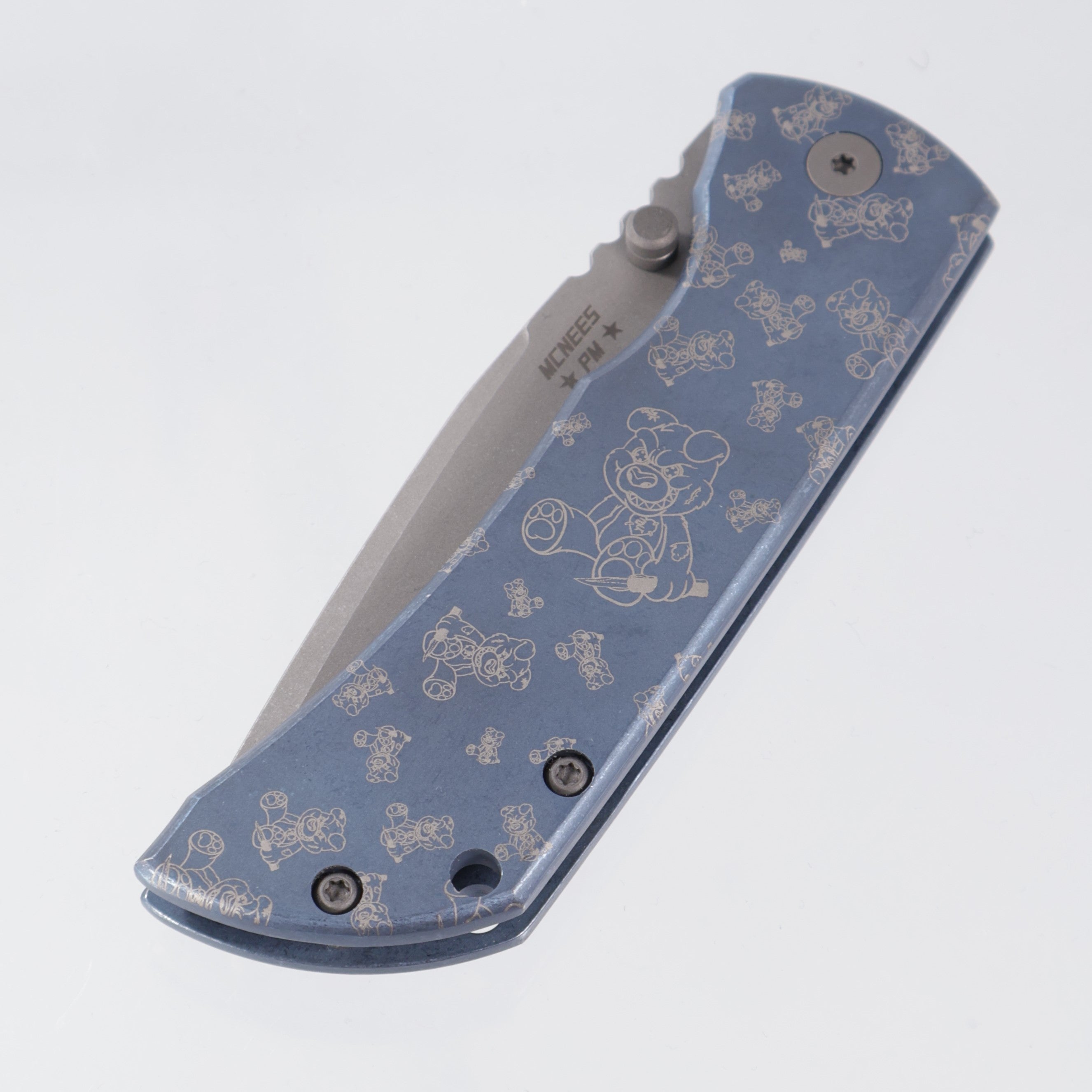 McNees PM Mac 2 3.5" Drop Point - Blue Ano w/ Chaos Snugglez Lasering - Atomic Stonewash Magnacut - BROP Exclusive