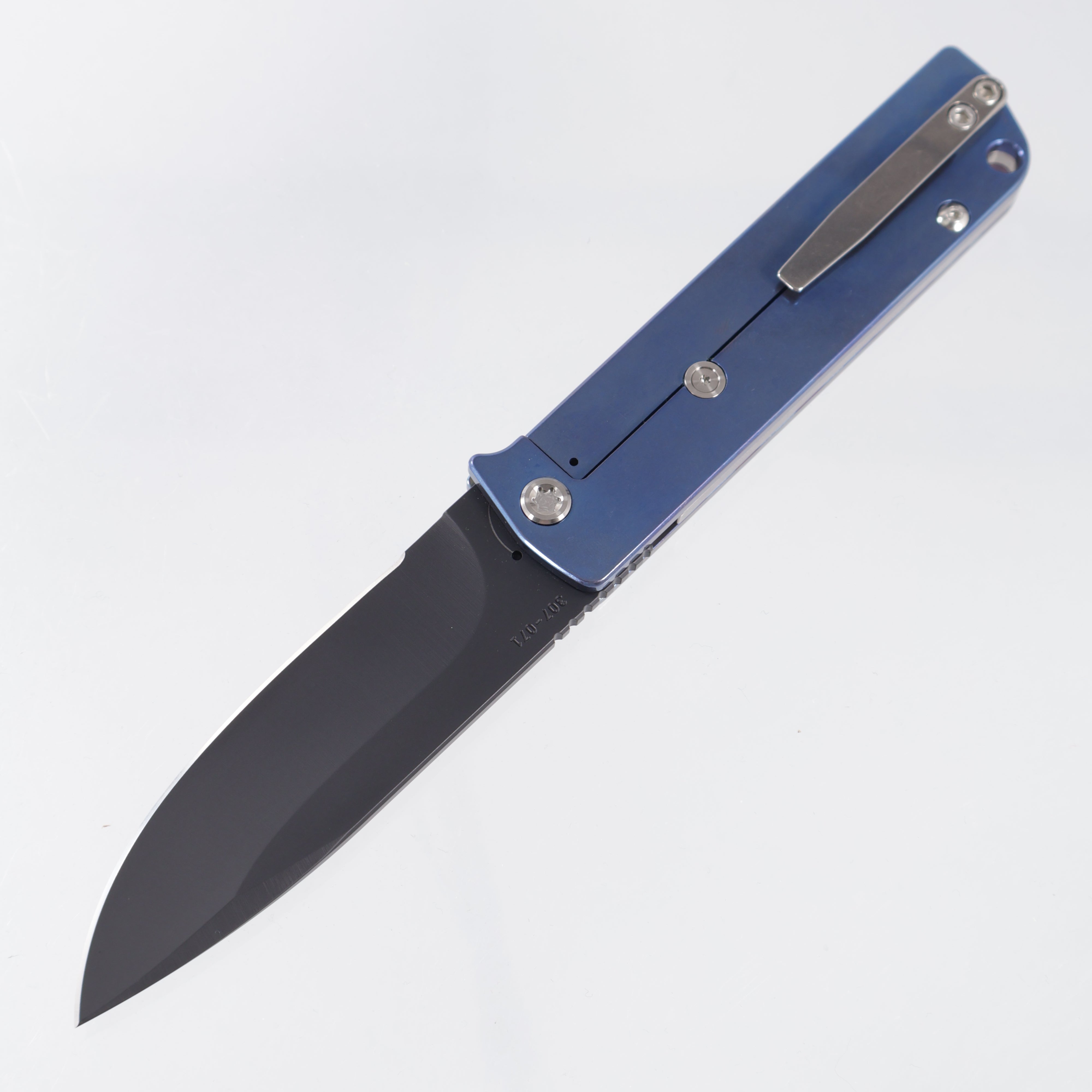 Medford Antik - Flamed Titanium Front Scale w/ Blue Titanium Lockside - DLC S4VN - MK2144PD-03A2-TSCS-04