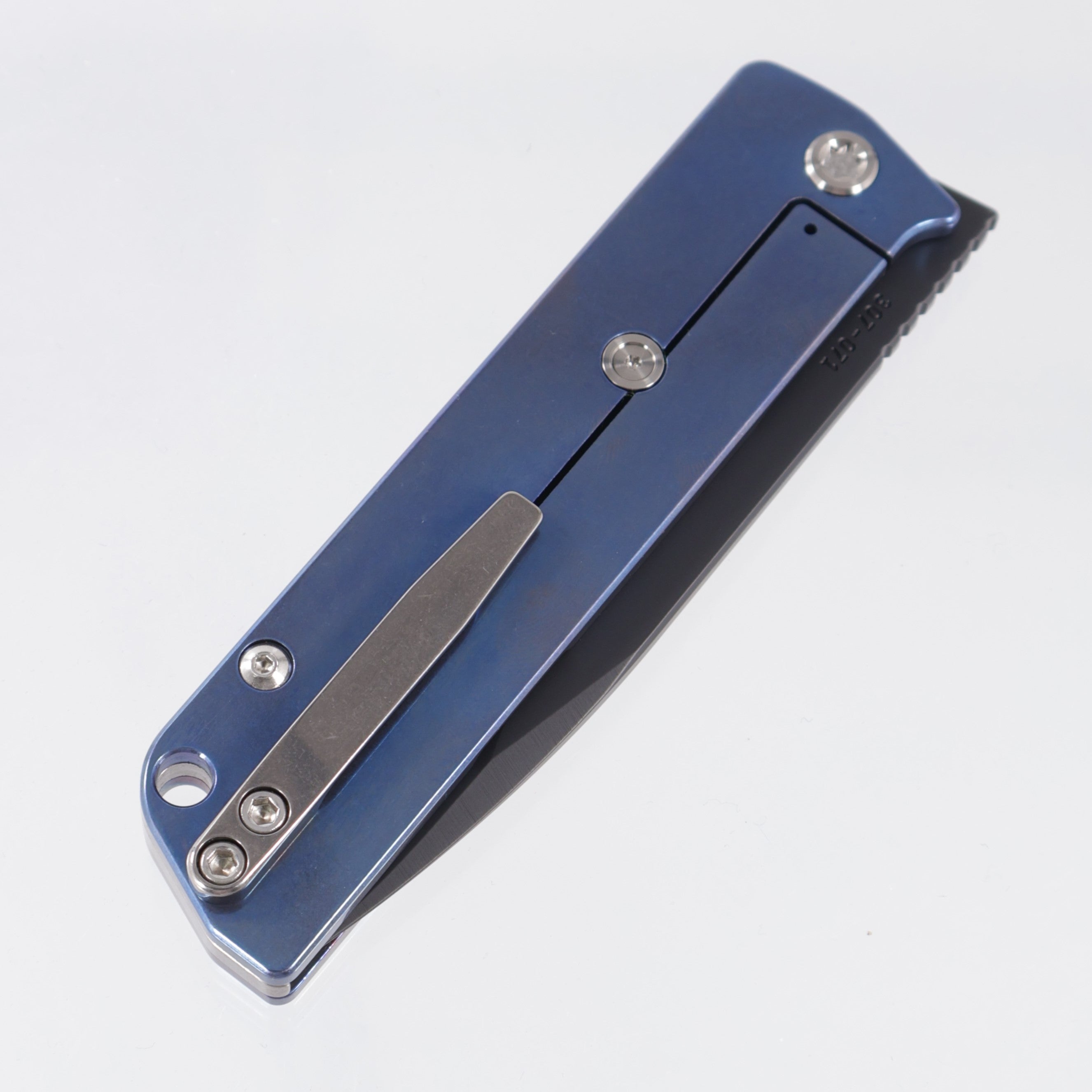 Medford Antik - Flamed Titanium Front Scale w/ Blue Titanium Lockside - DLC S4VN - MK2144PD-03A2-TSCS-04