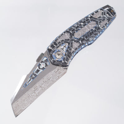 Manuele Messori Hybris Mandalorian Custom - Damasteel Draupner - White Storm Fat Carbon Scales - Gibeon Meteorite / Zirconium / White Pearl Interframe - Anodized Titanium Internal Scales