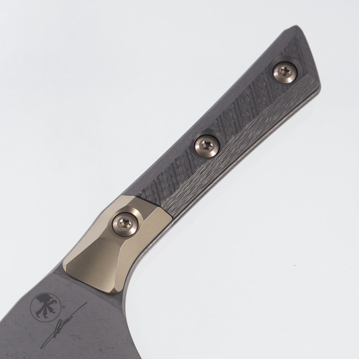 Microtech Santoku 4" Signature Series - Carbon Fiber w/ Bronze Titanium Bolster - DLC M390MK - 3300B-1DLCCFS