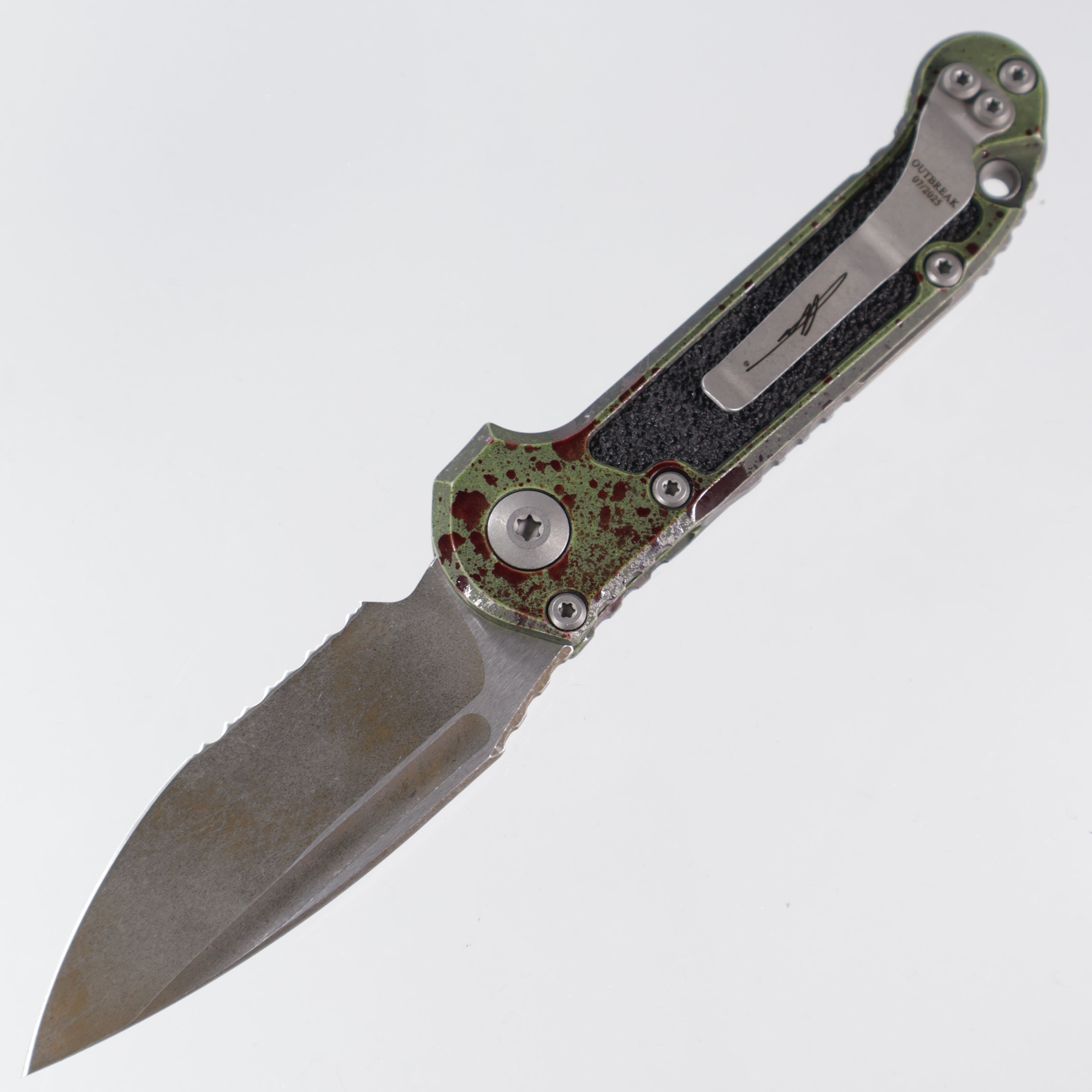 Microtech LUDT Gen3 - Outbreak Signature Series - Partial Serrated M390MK Drop Point - Gen III 1135-2 OBS