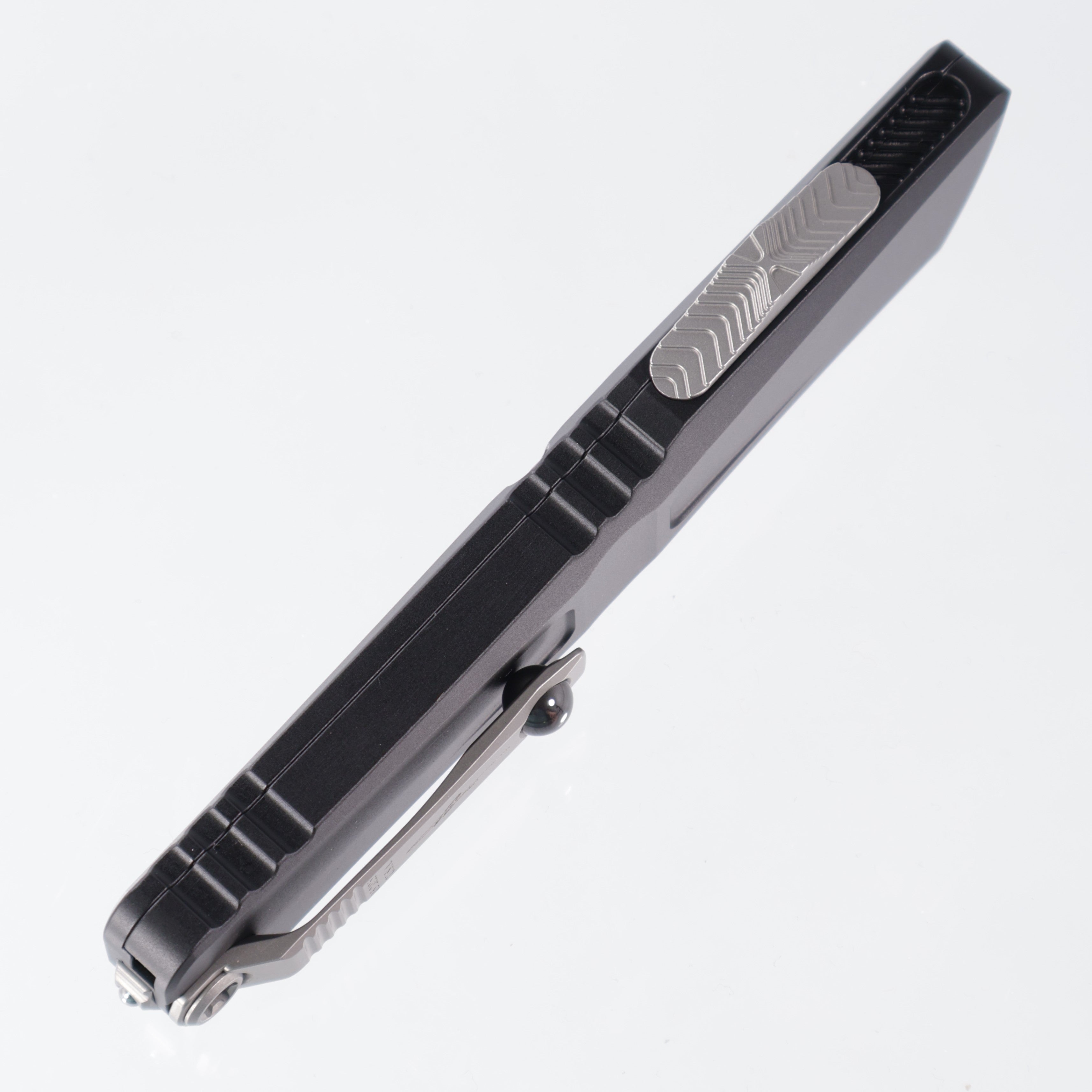 Microtech Combat Troodon Gen 3 - Hellhound Stonewash M390MK - Black Aluminum - Signature Series - Gen III 1219-10 S